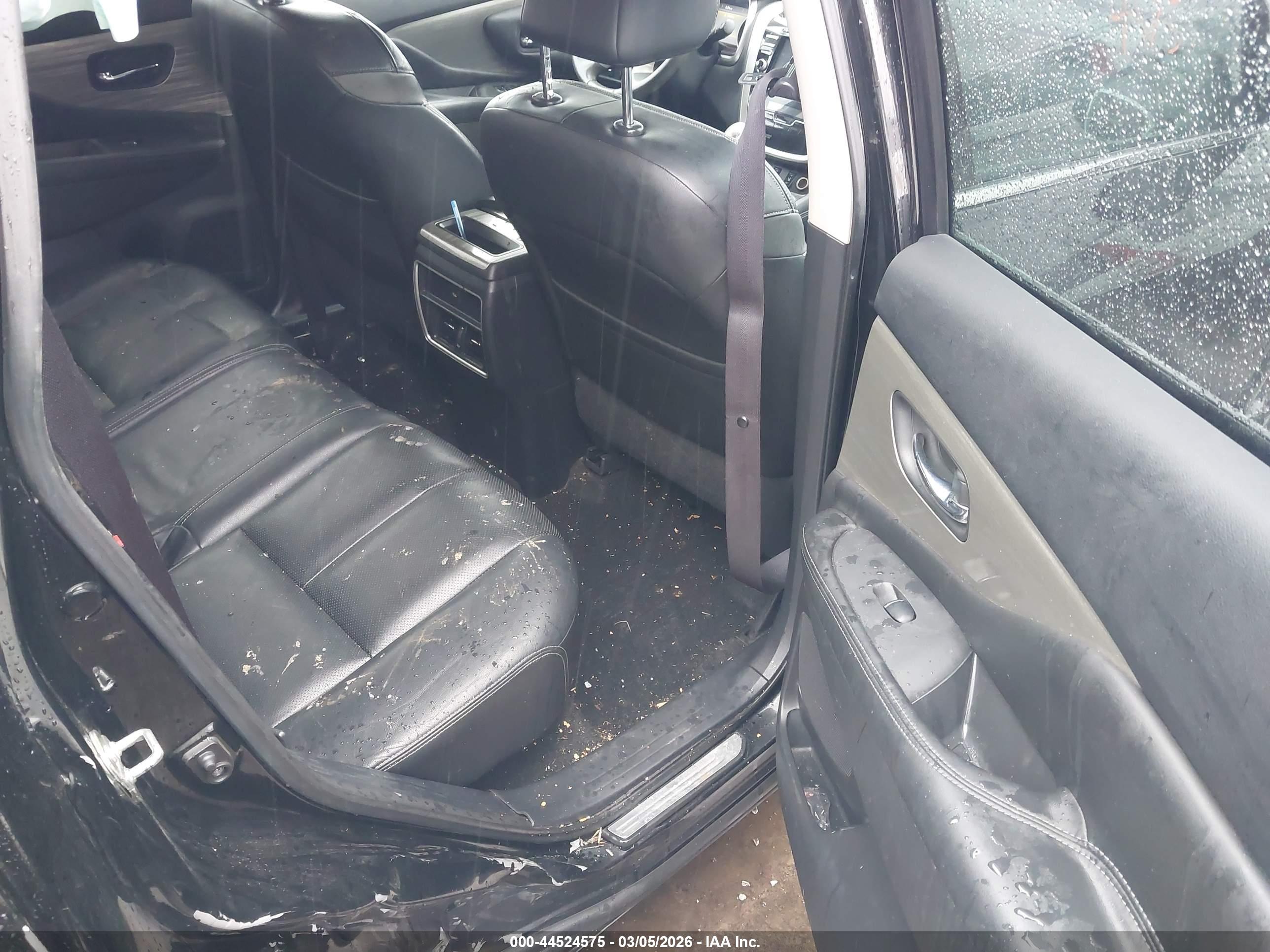 NISSAN MURANO image 8