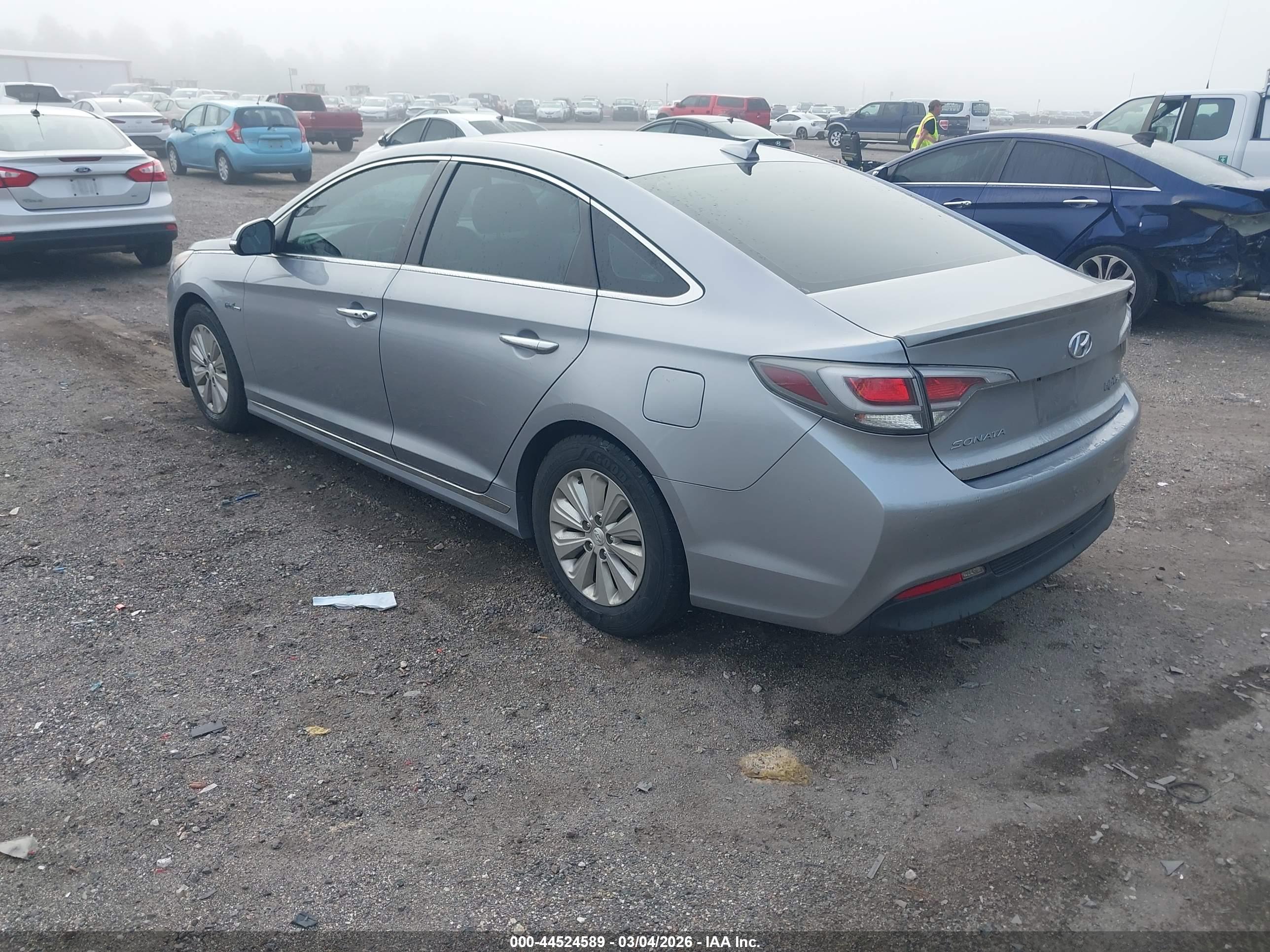 HYUNDAI SONATA image 3