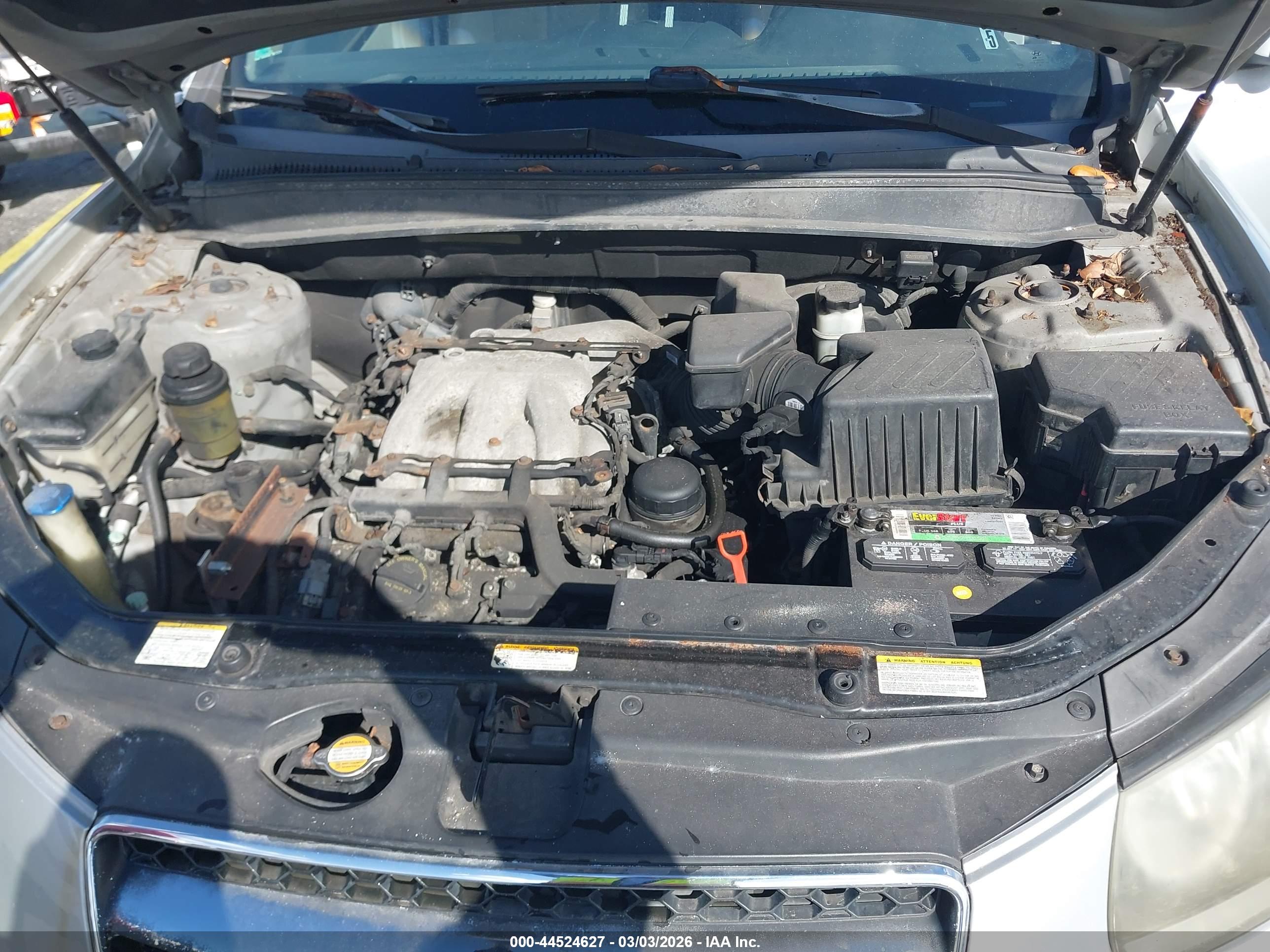HYUNDAI SANTA image 10
