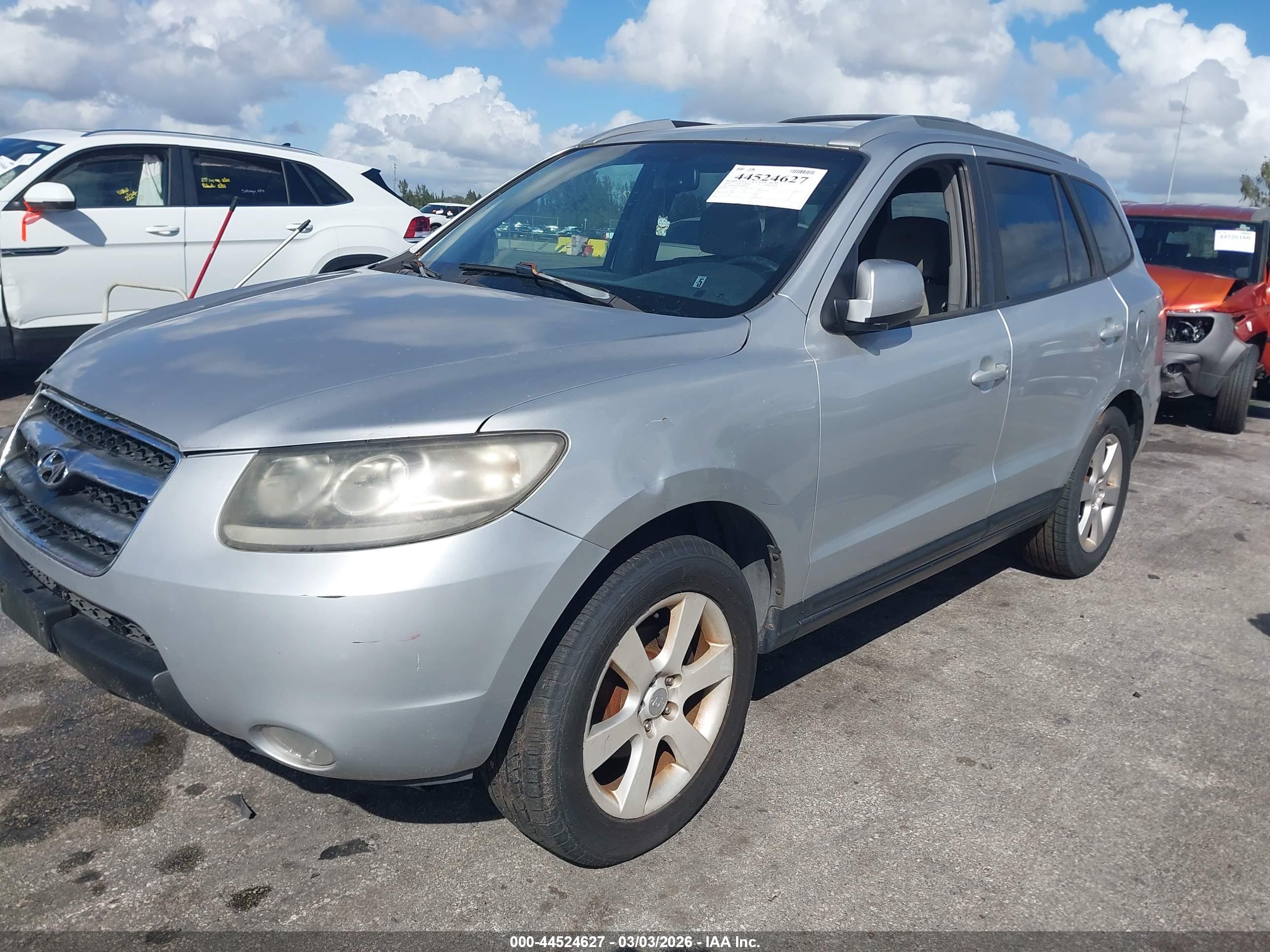 HYUNDAI SANTA image 2