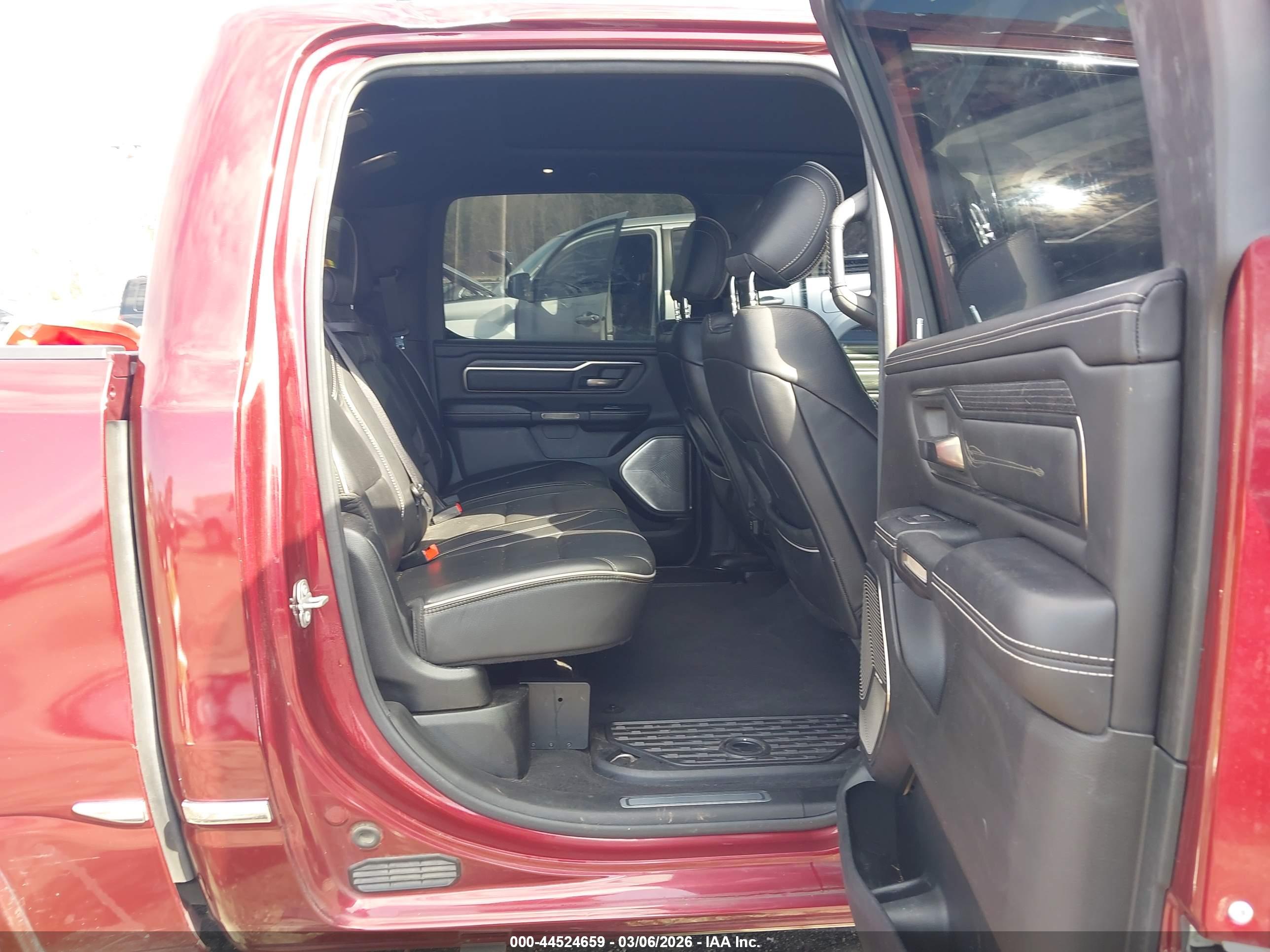 RAM 1500 image 8