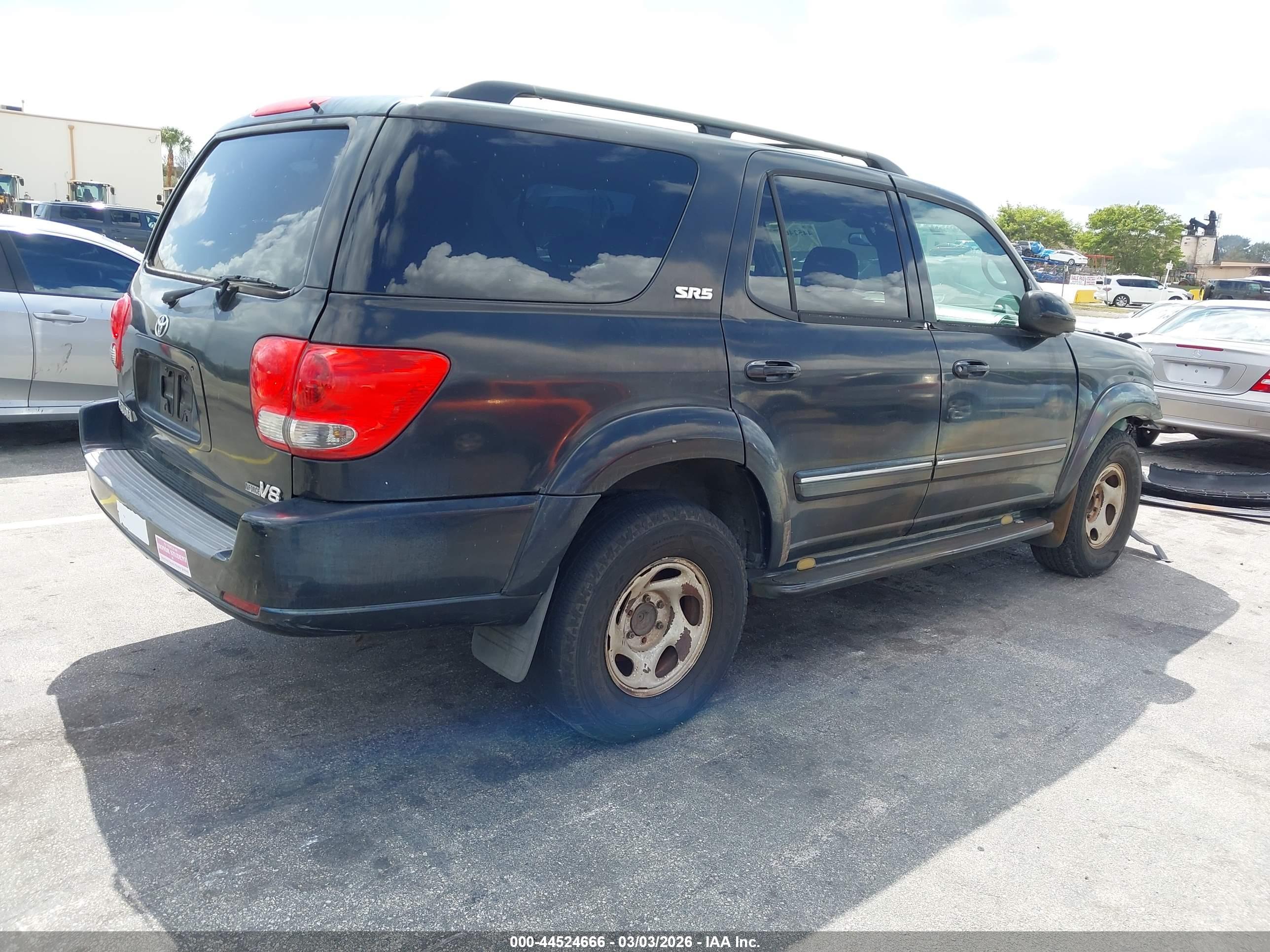 TOYOTA SEQUOIA image 4