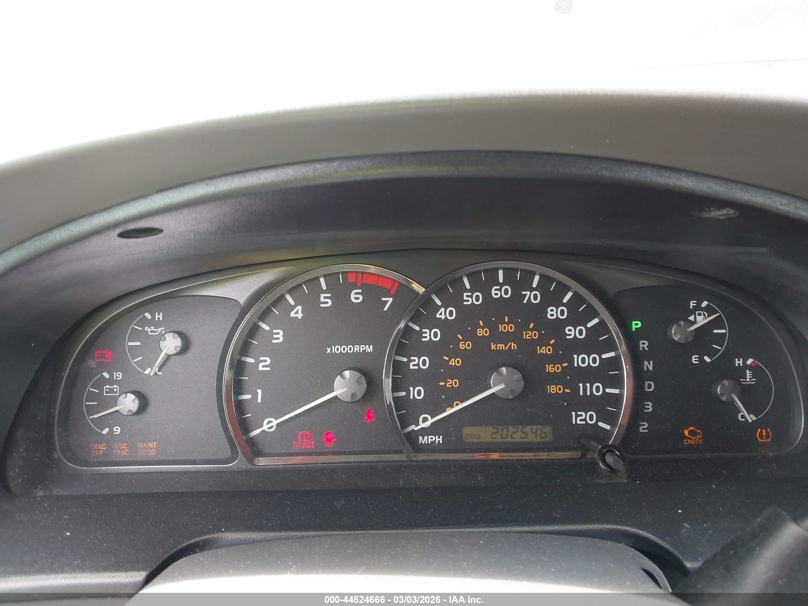 TOYOTA SEQUOIA image 7