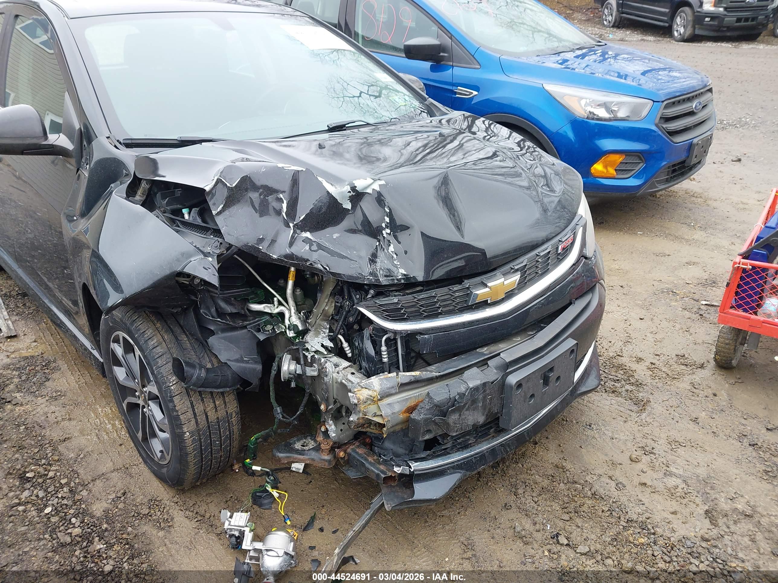 CHEVROLET SONIC image 6