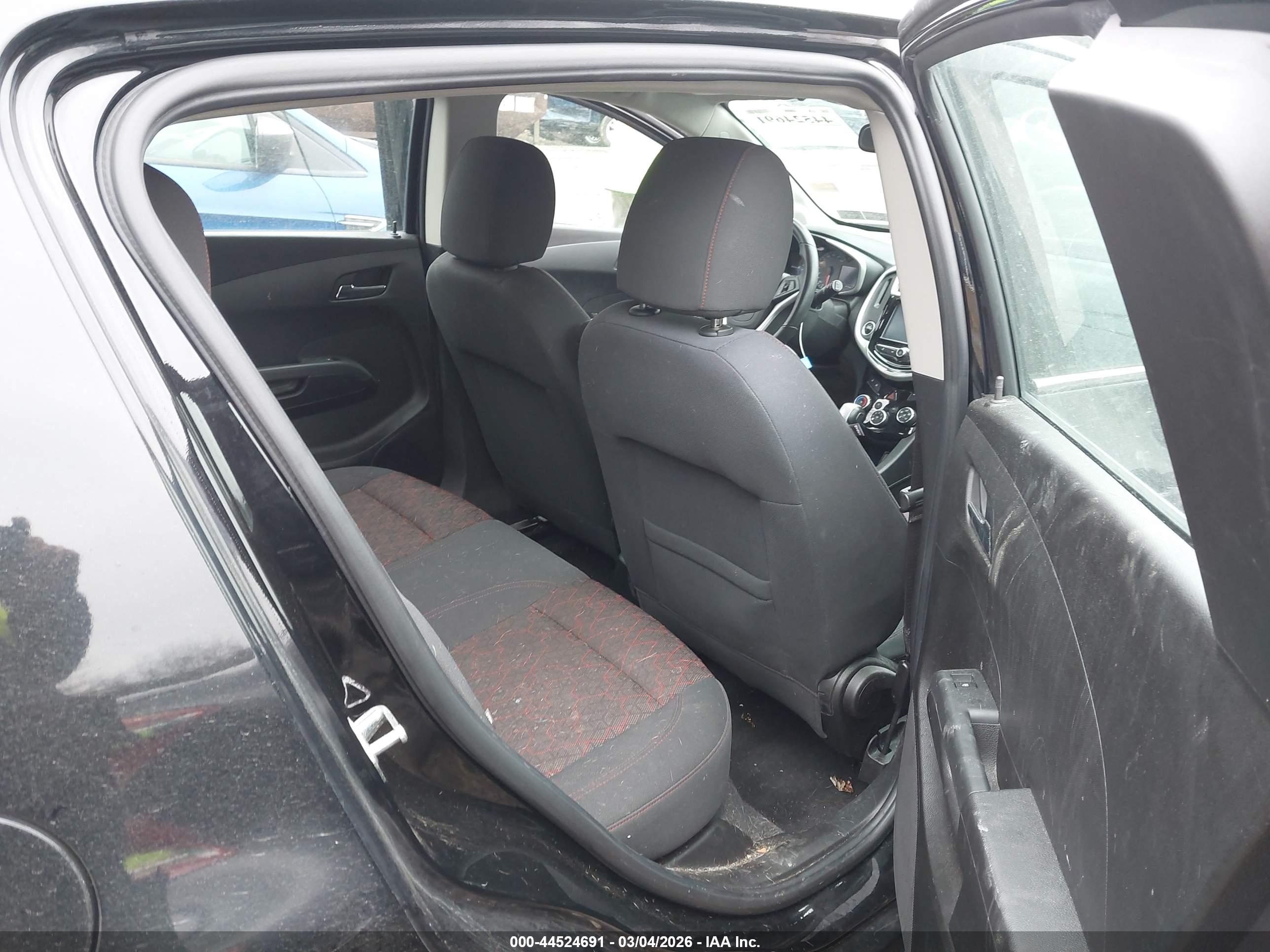 CHEVROLET SONIC image 8