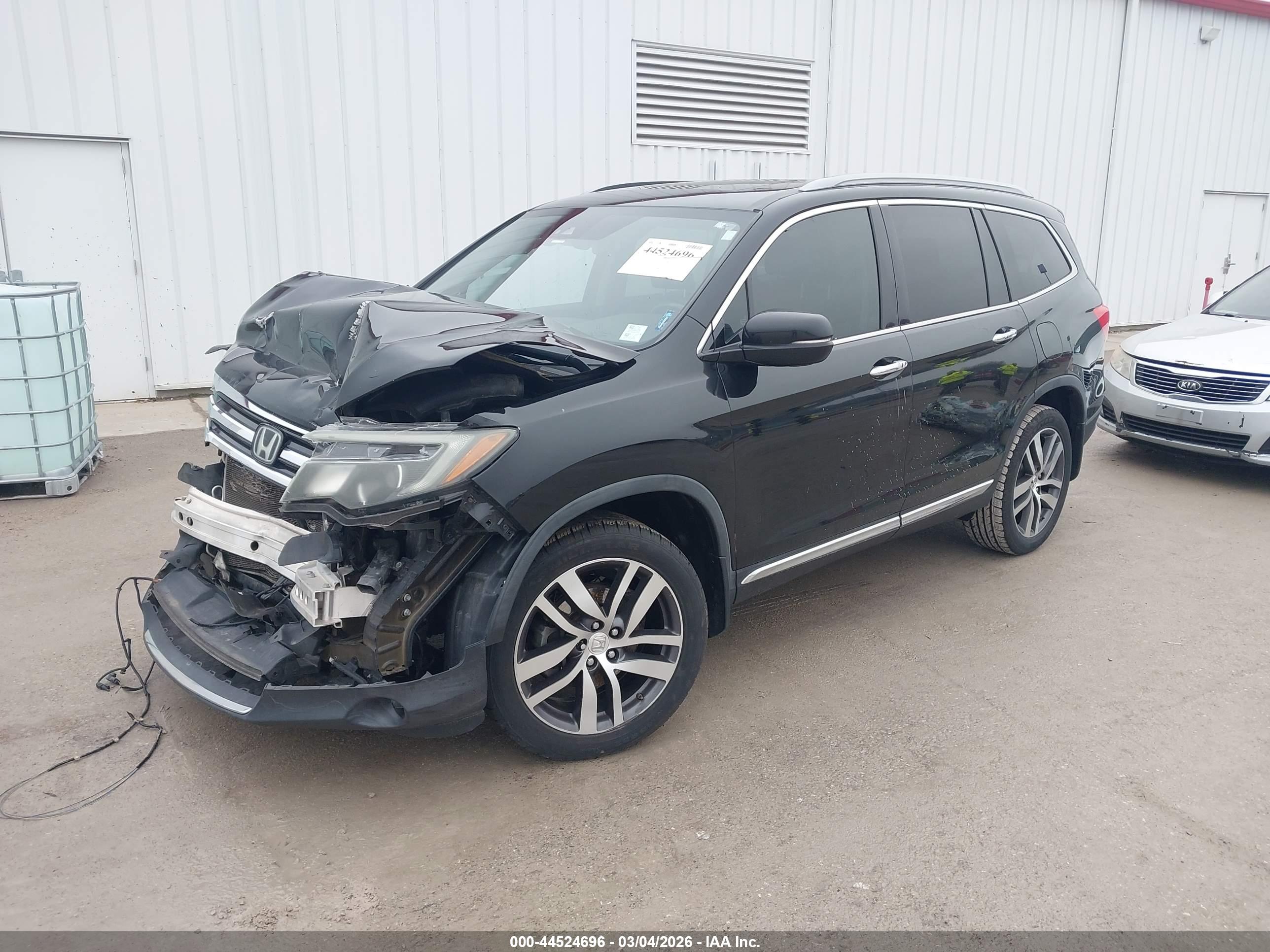 HONDA PILOT image 2