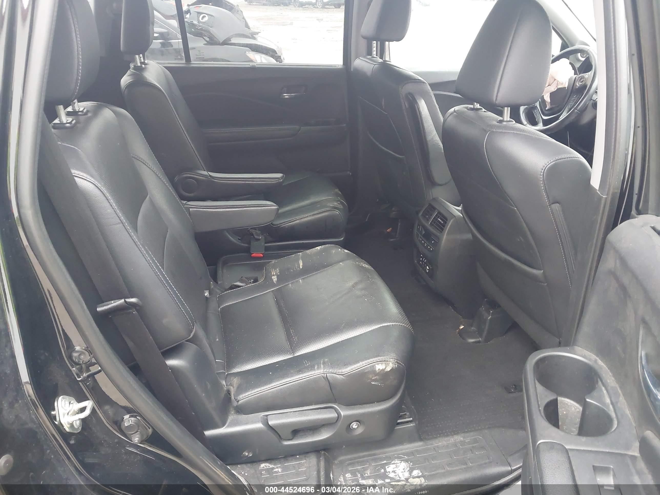 HONDA PILOT image 8