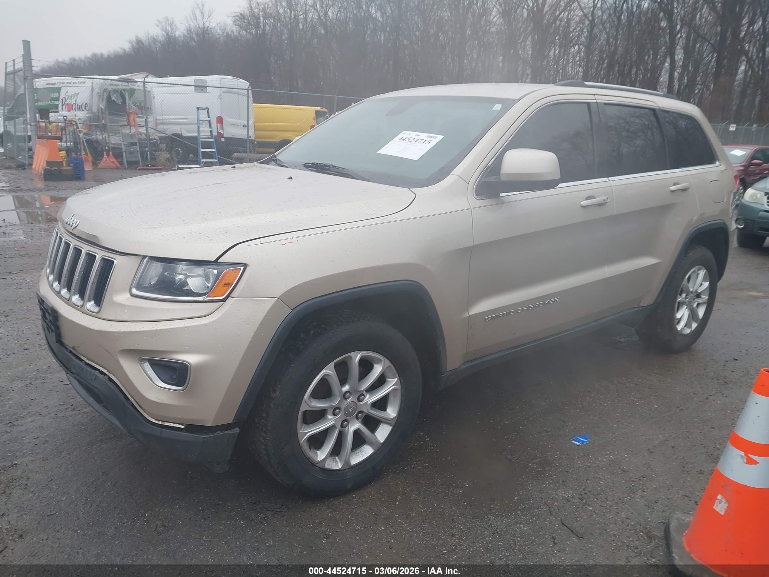 JEEP GRAND image 2