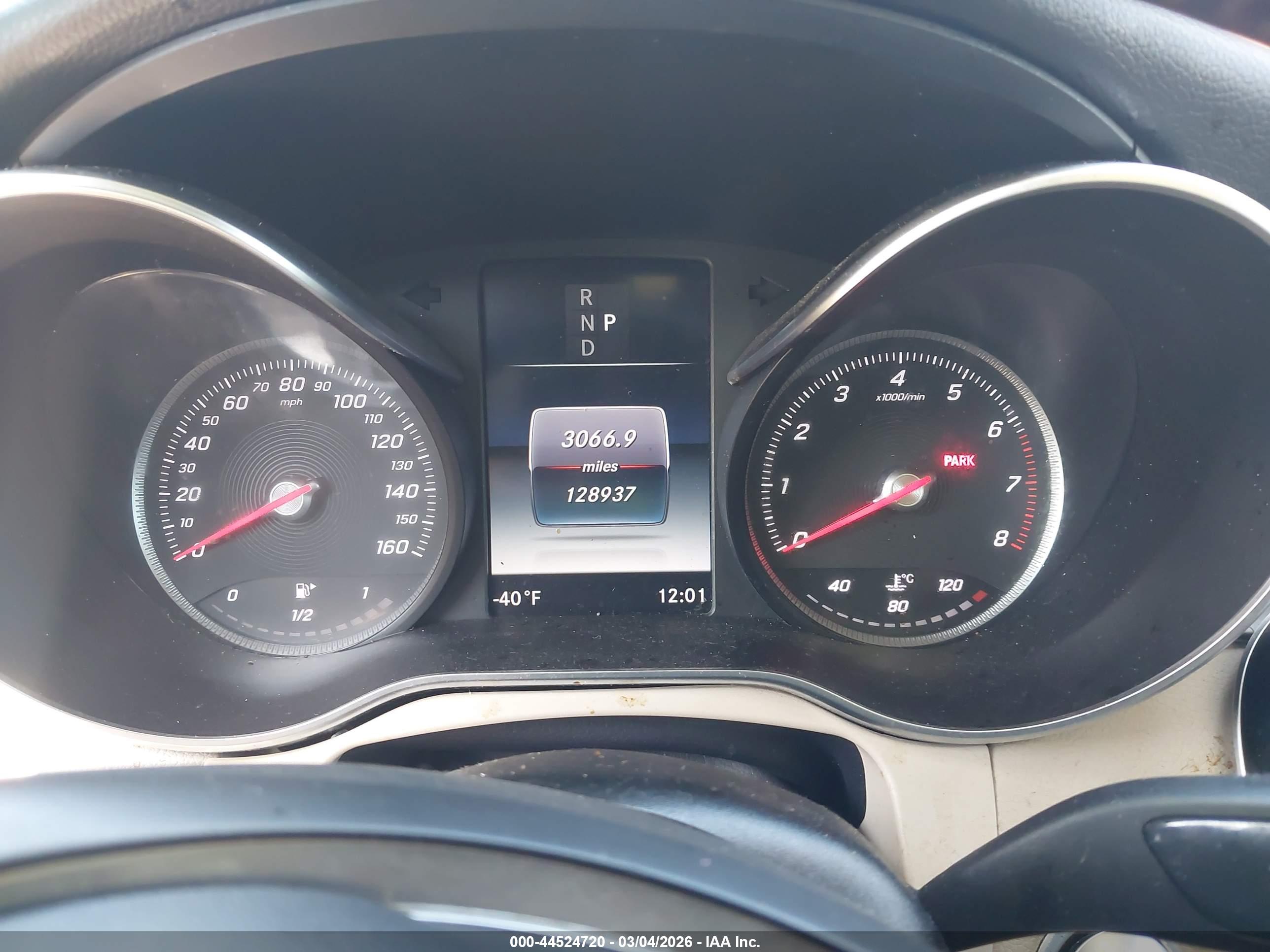 MERCEDES-BENZ GLC image 7