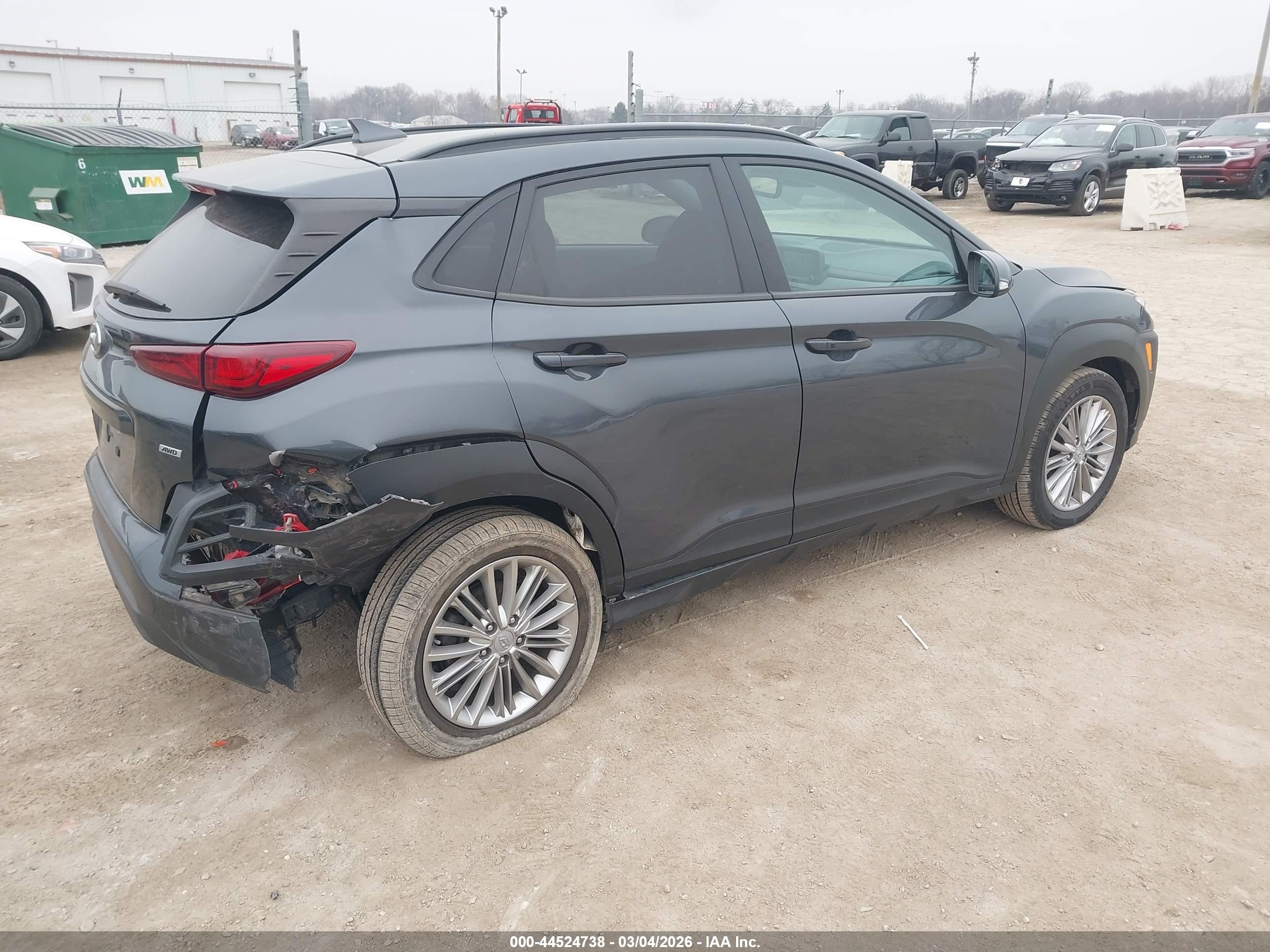 HYUNDAI KONA image 4