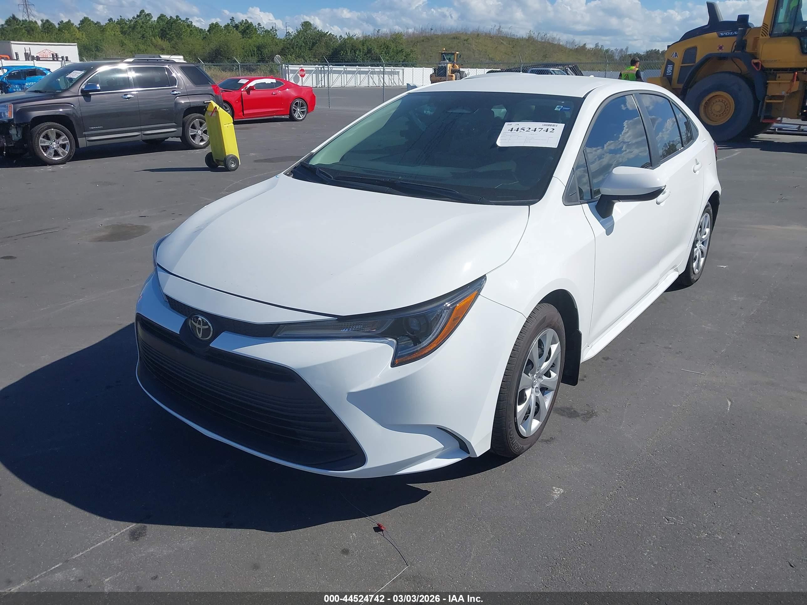 TOYOTA COROLLA image 2