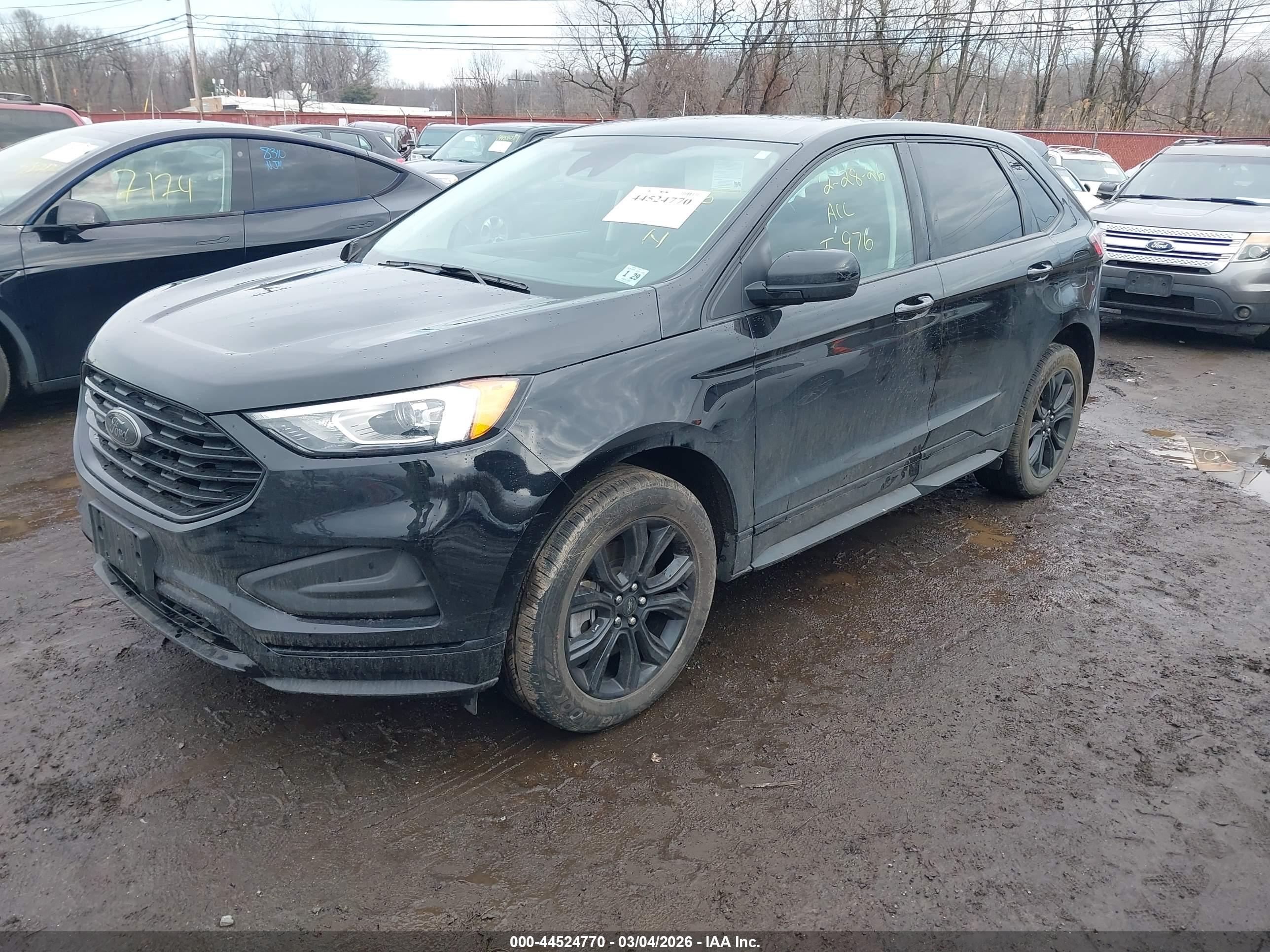 FORD EDGE image 2