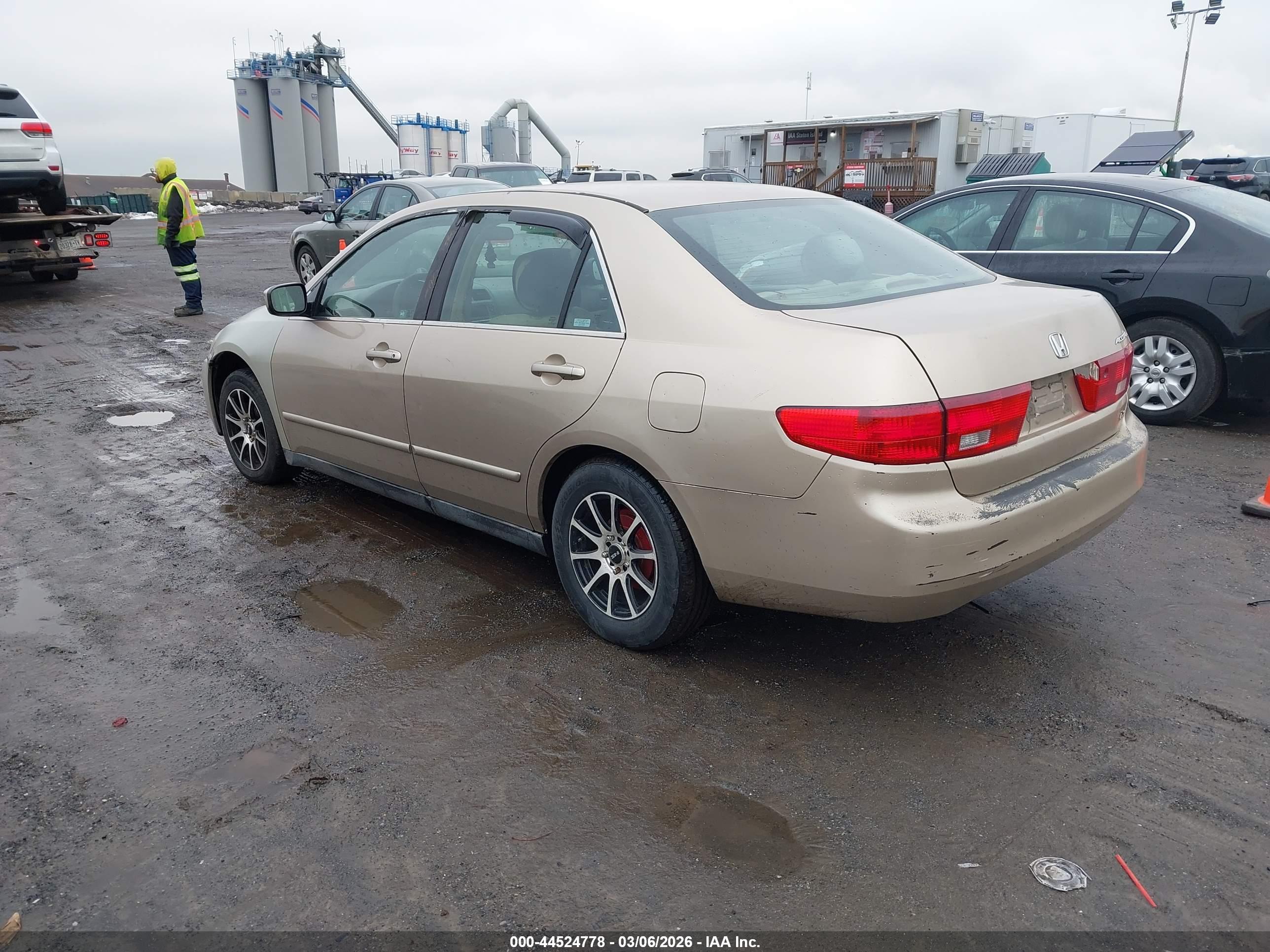 HONDA ACCORD image 3
