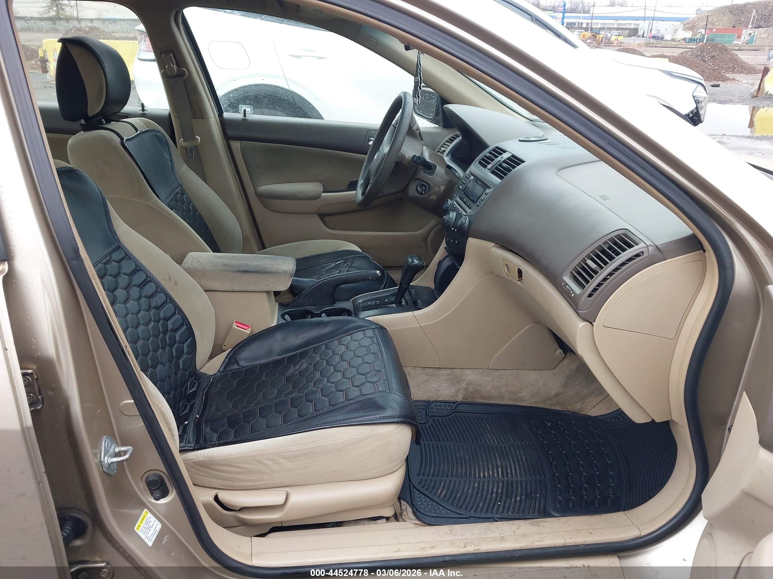 HONDA ACCORD image 5