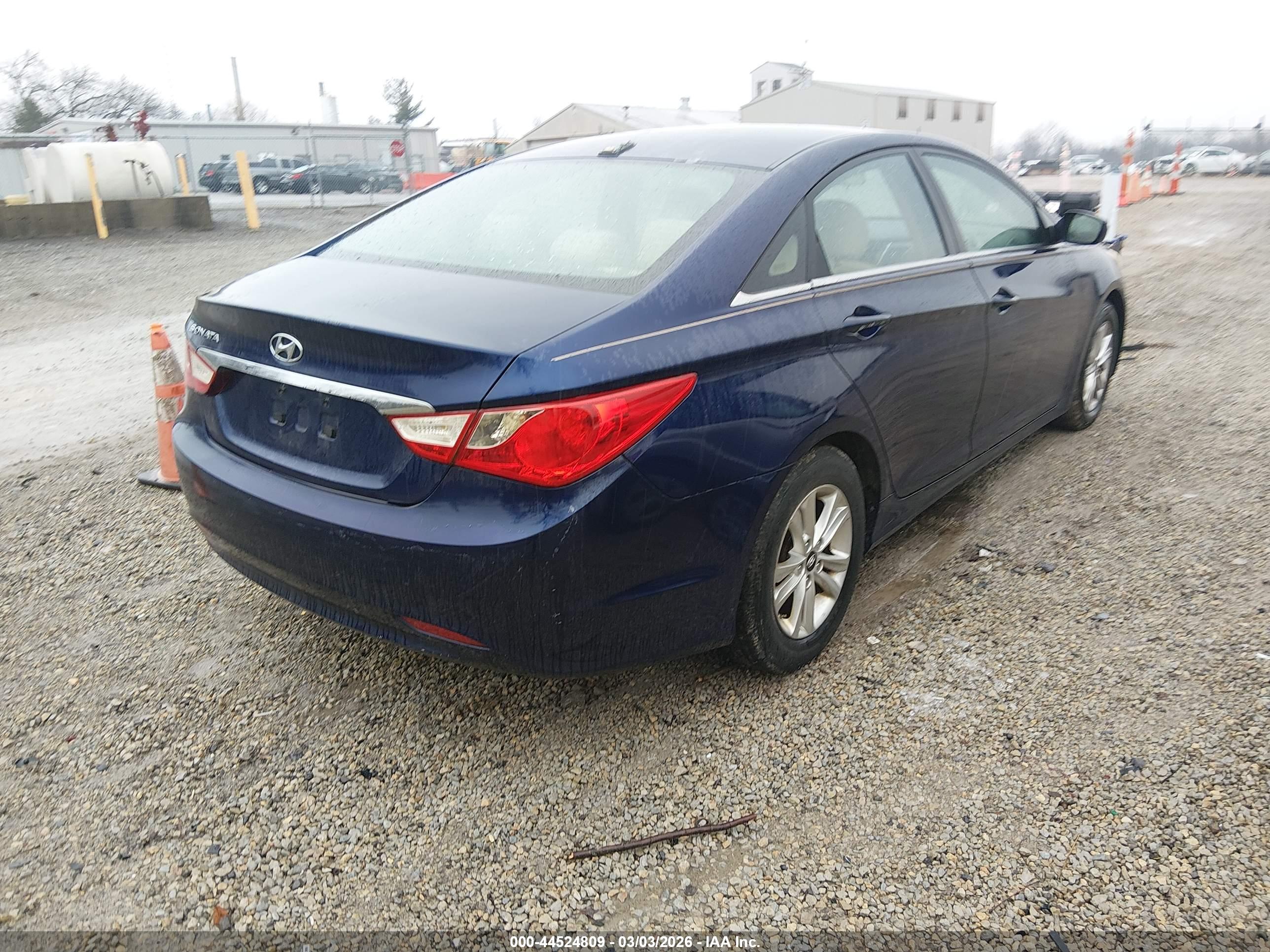 HYUNDAI SONATA image 4