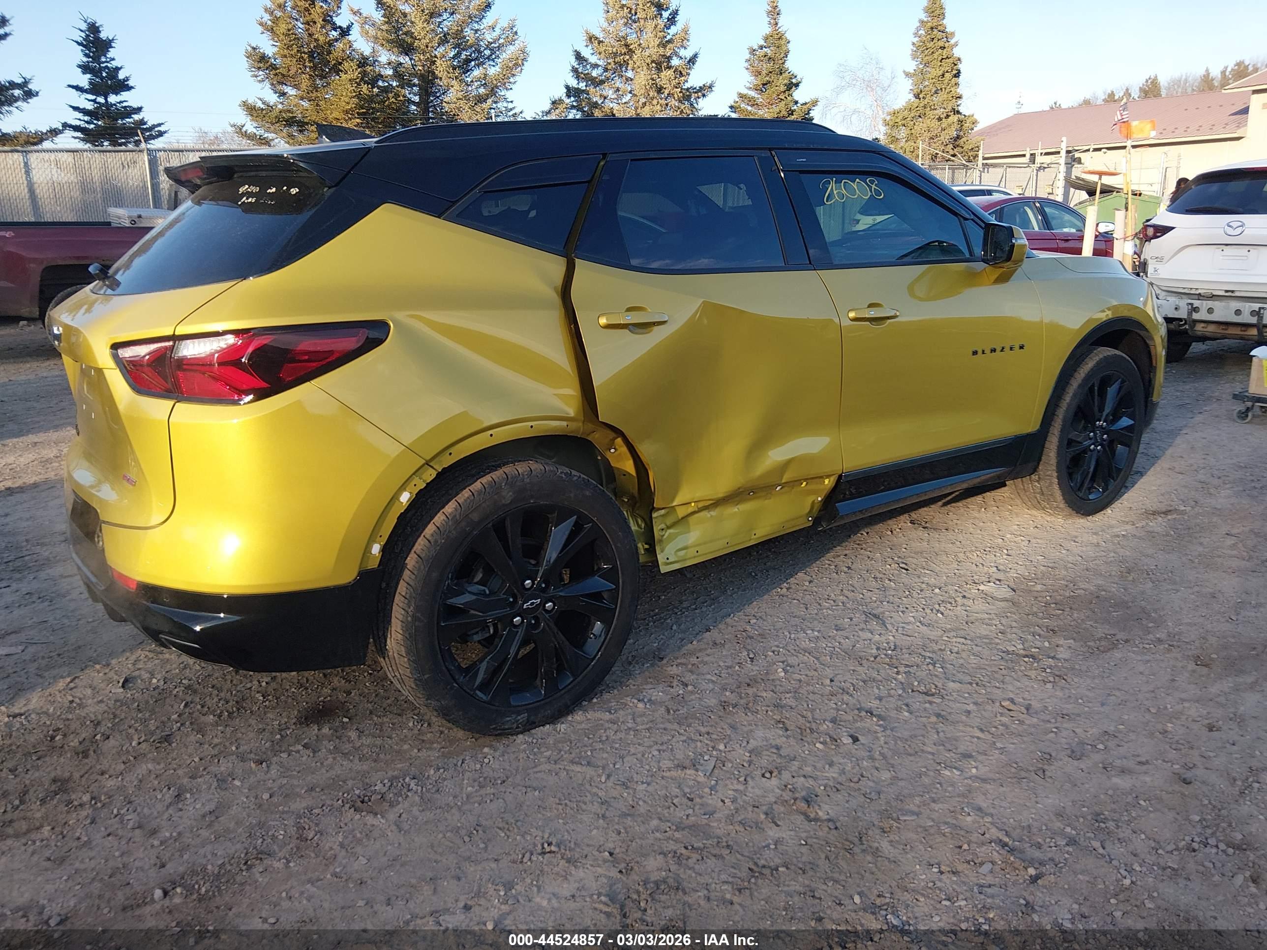 CHEVROLET BLAZER image 4