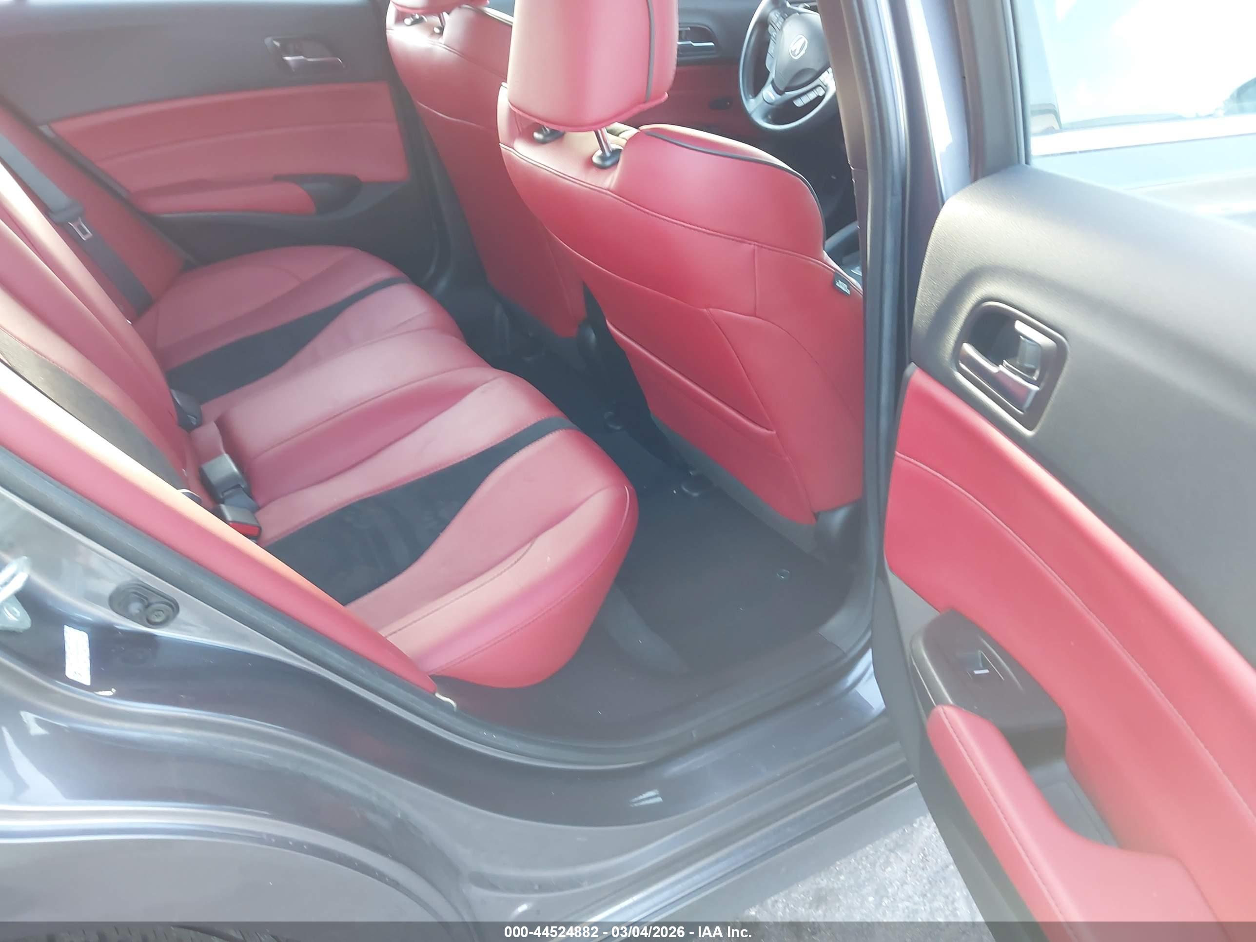 ACURA ILX image 8