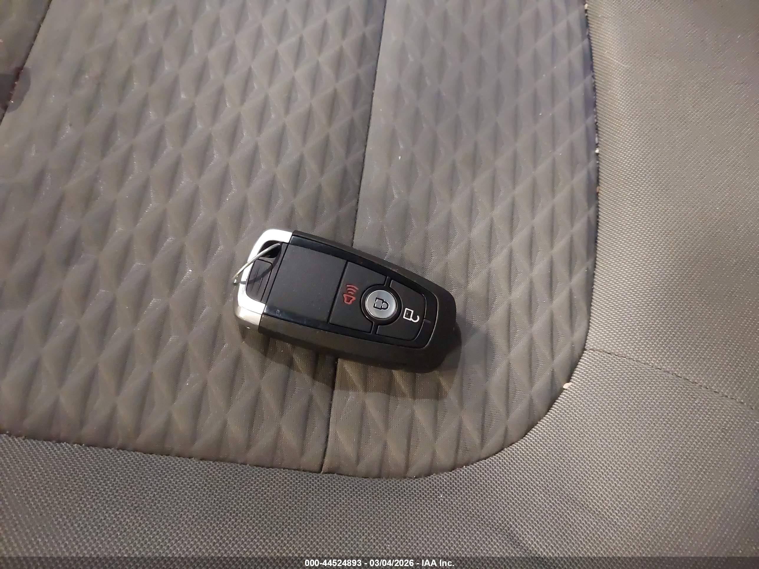 FORD ESCAPE image 11