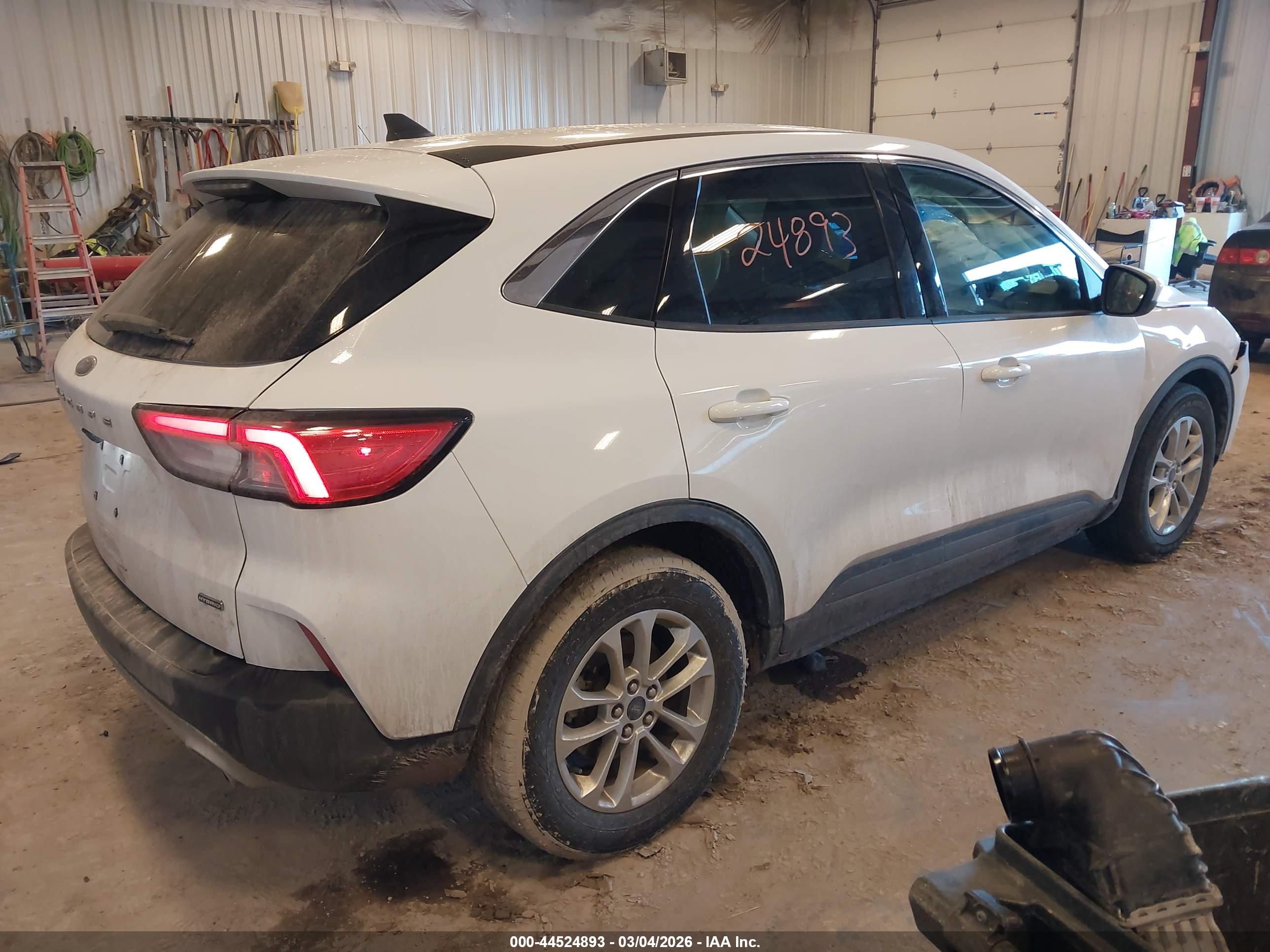 FORD ESCAPE image 4
