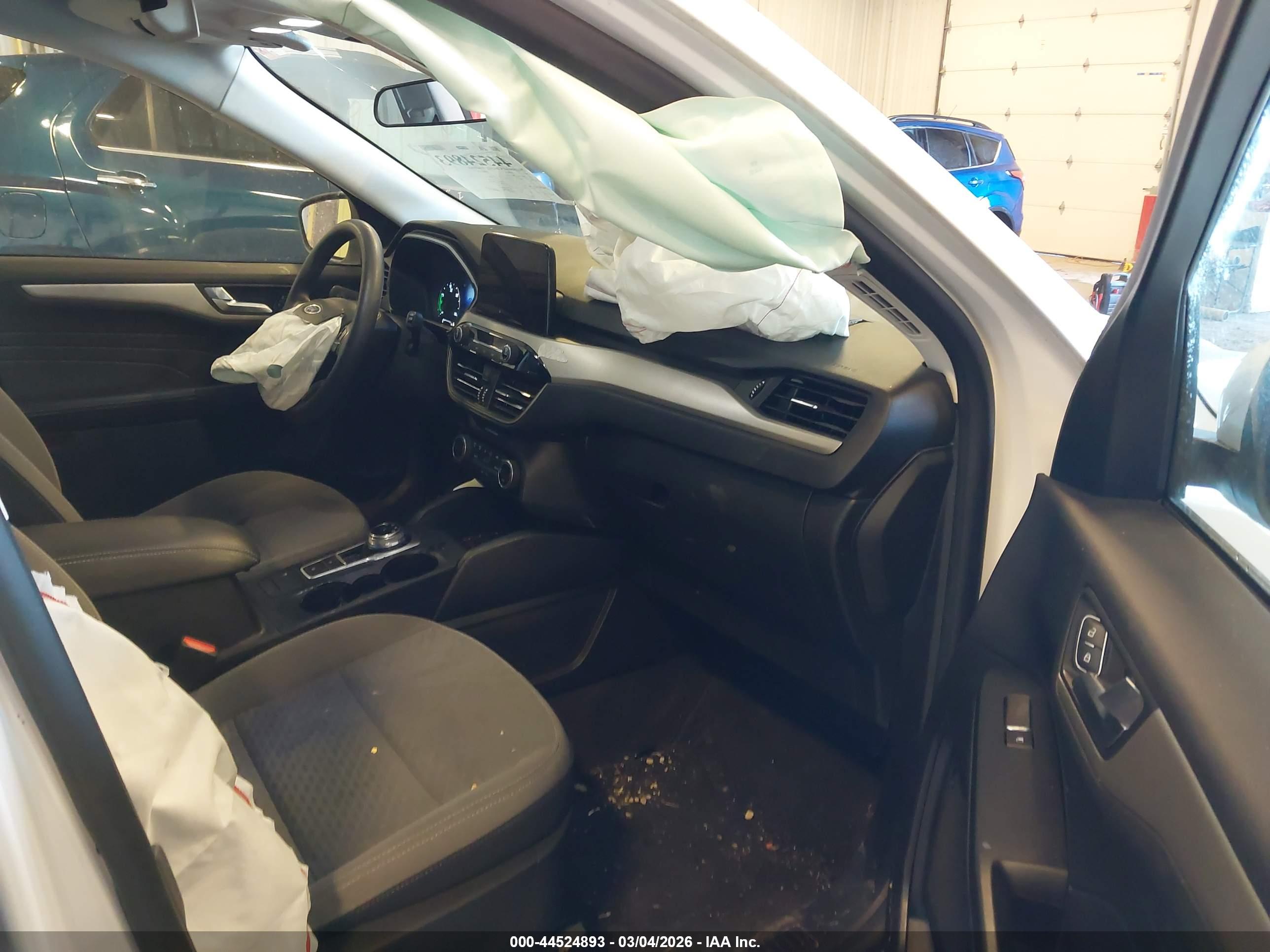 FORD ESCAPE image 5