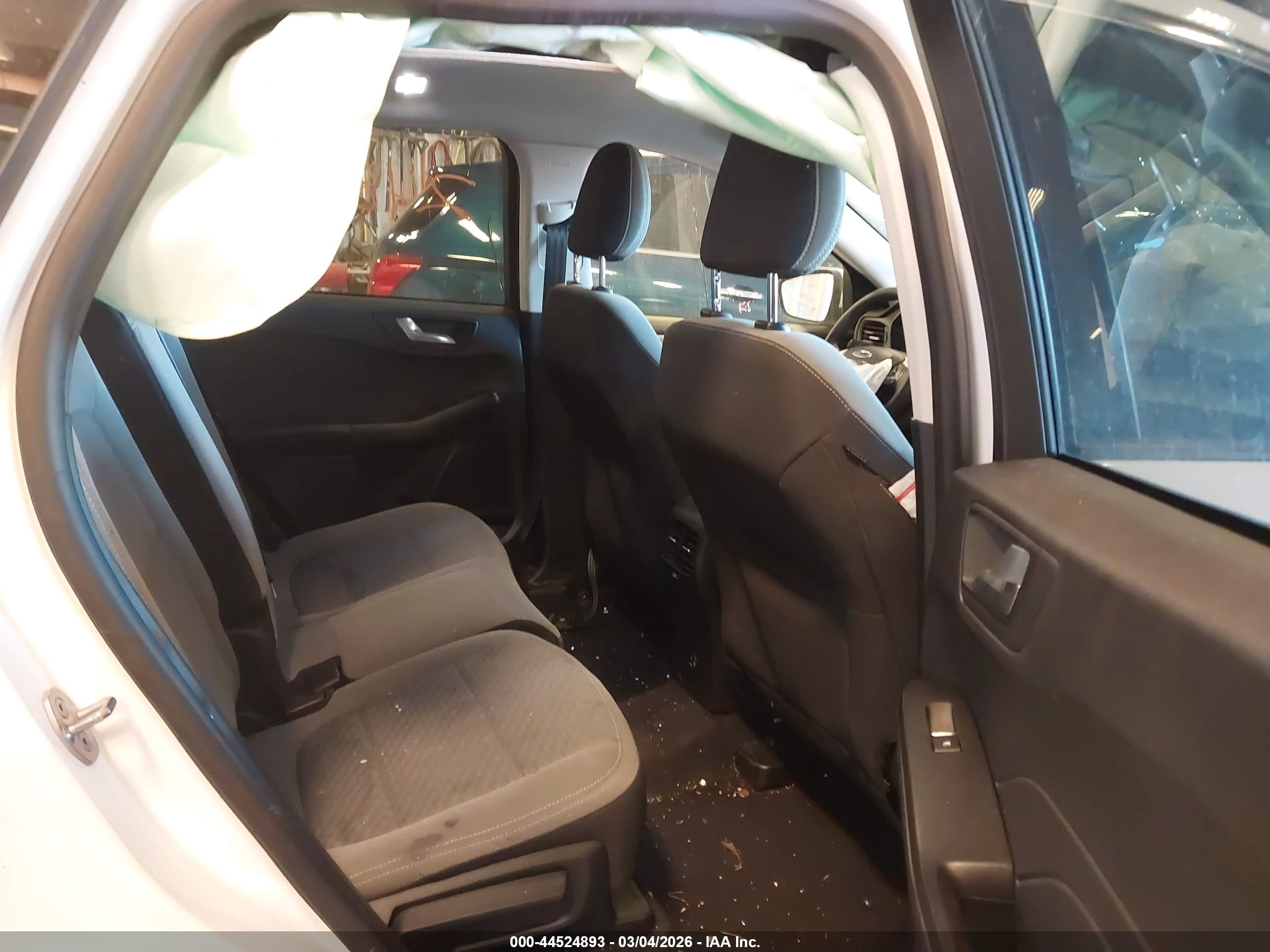 FORD ESCAPE image 8