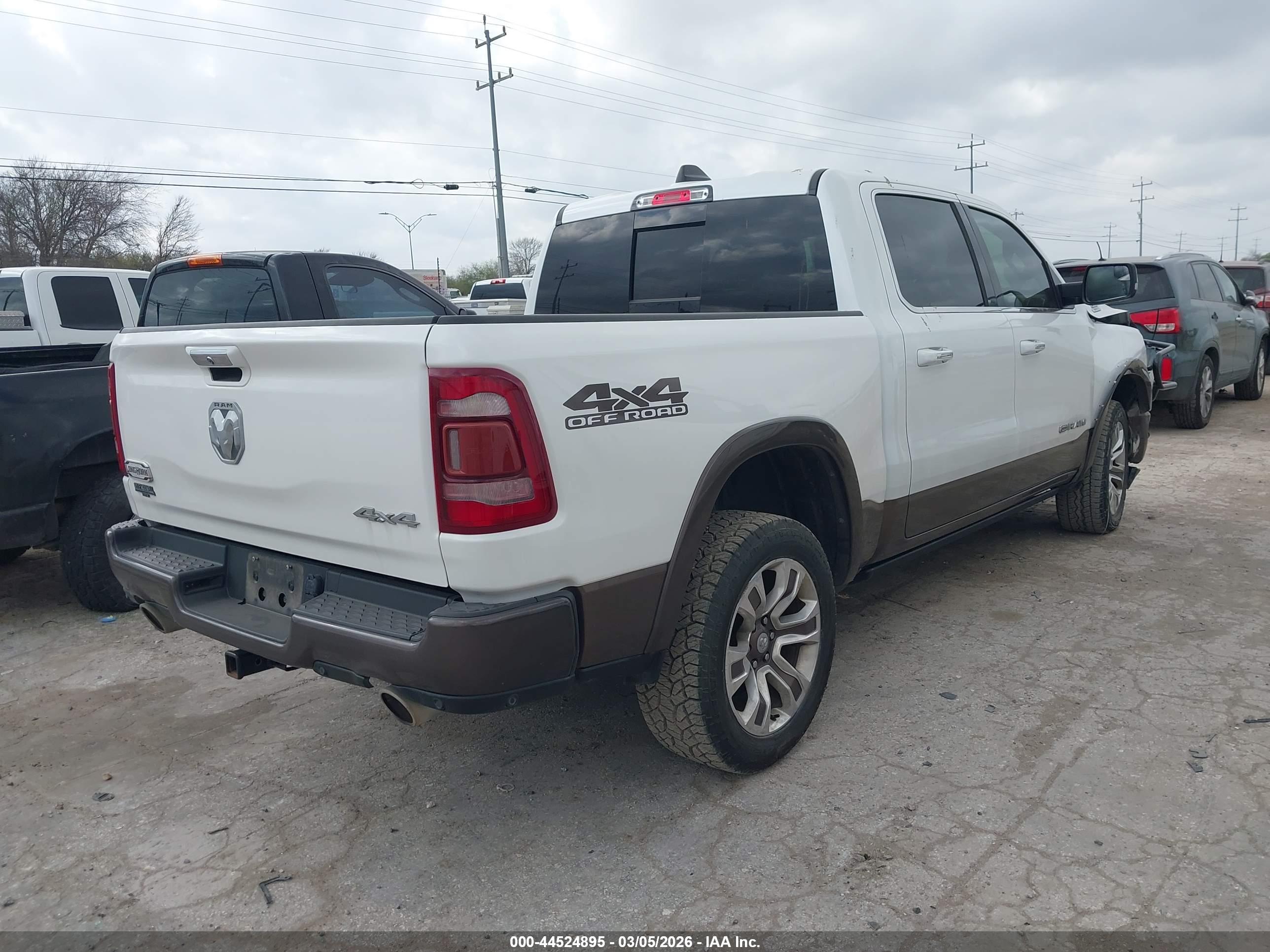 RAM 1500 image 4