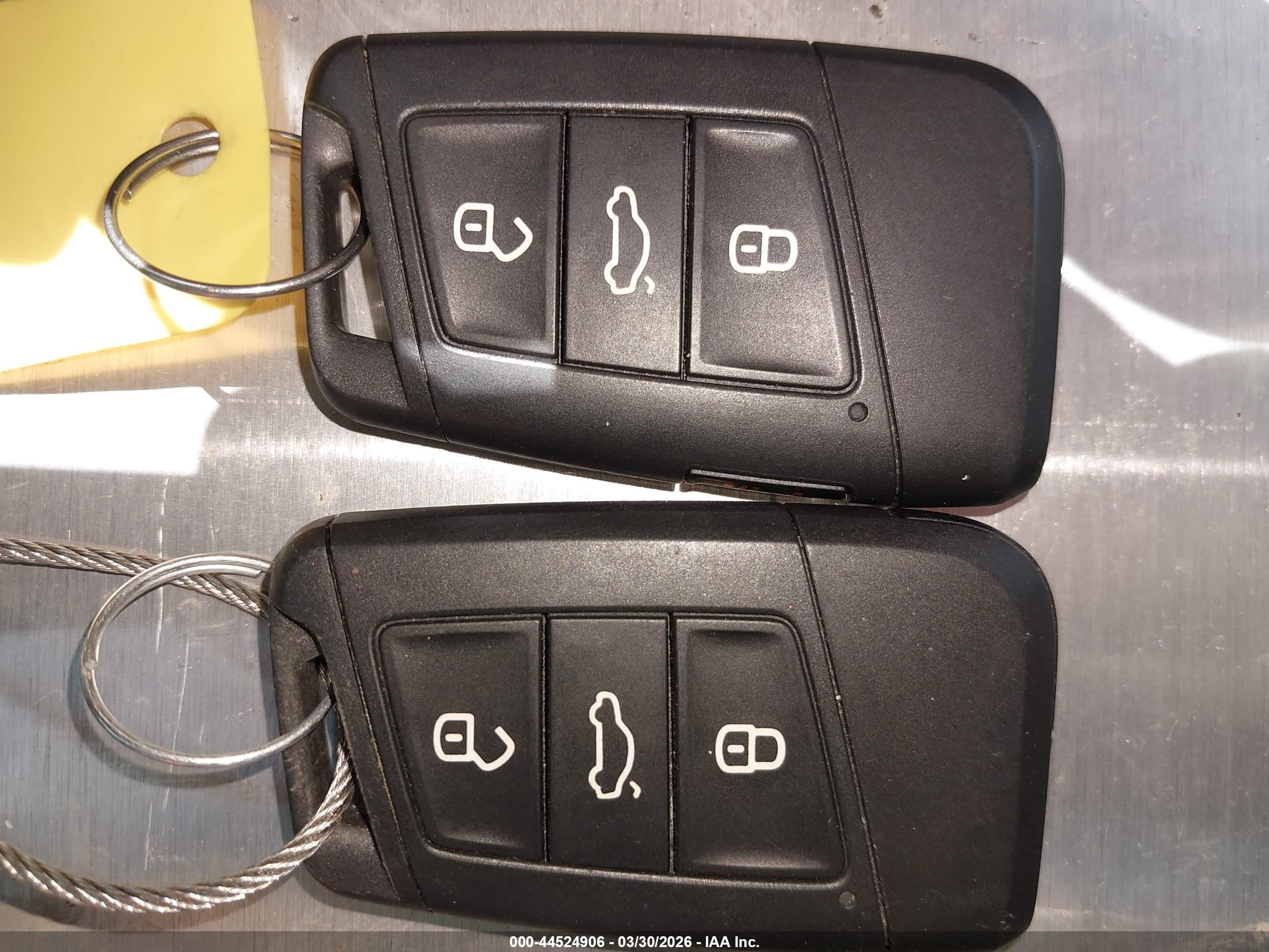 VOLKSWAGEN TAOS image 11