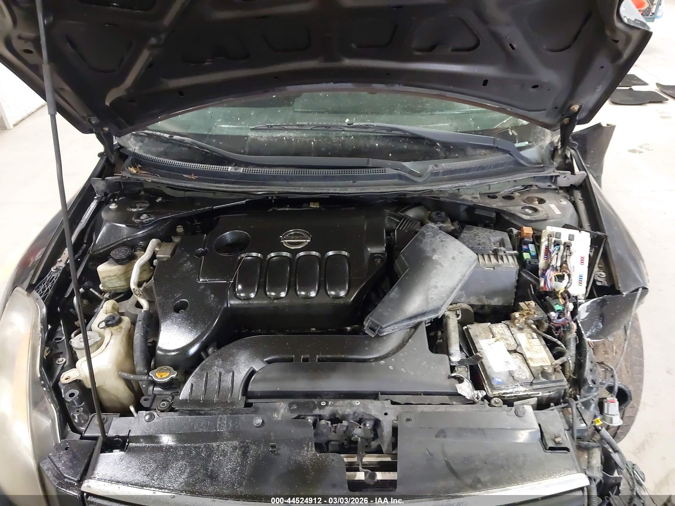 NISSAN ALTIMA image 10