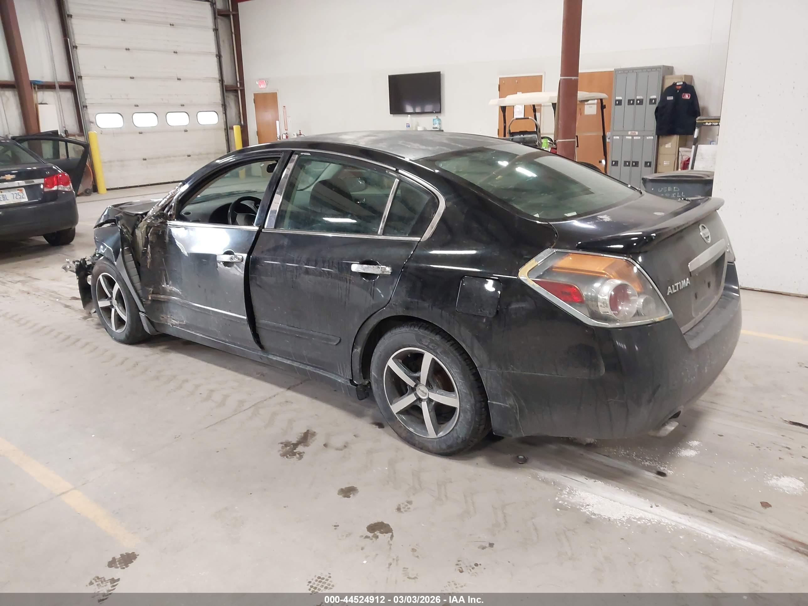 NISSAN ALTIMA image 3