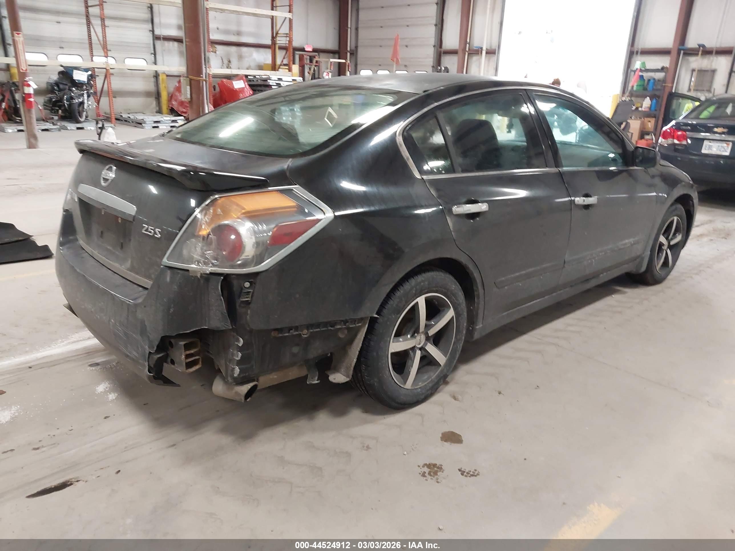 NISSAN ALTIMA image 4