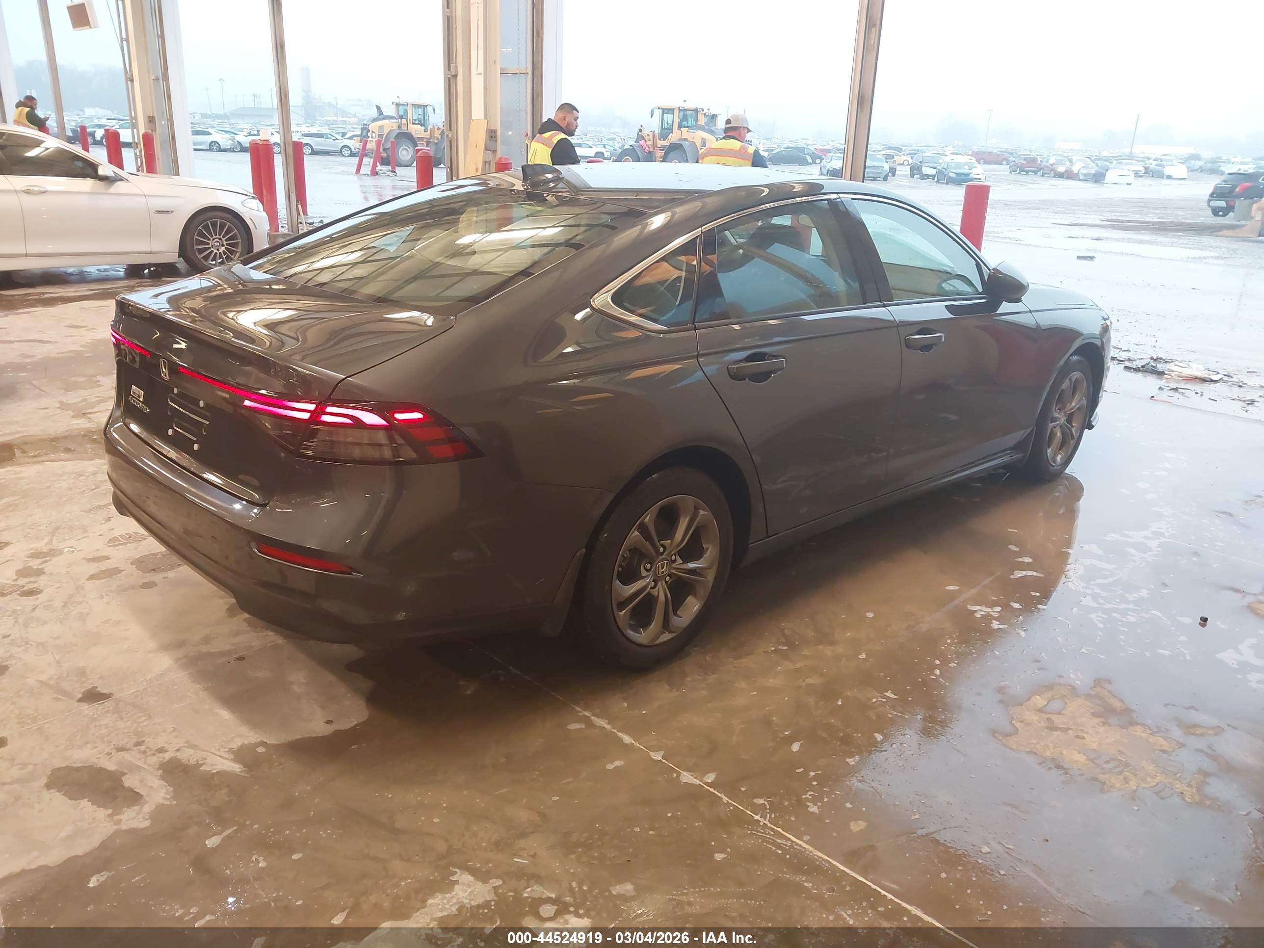 HONDA ACCORD image 4