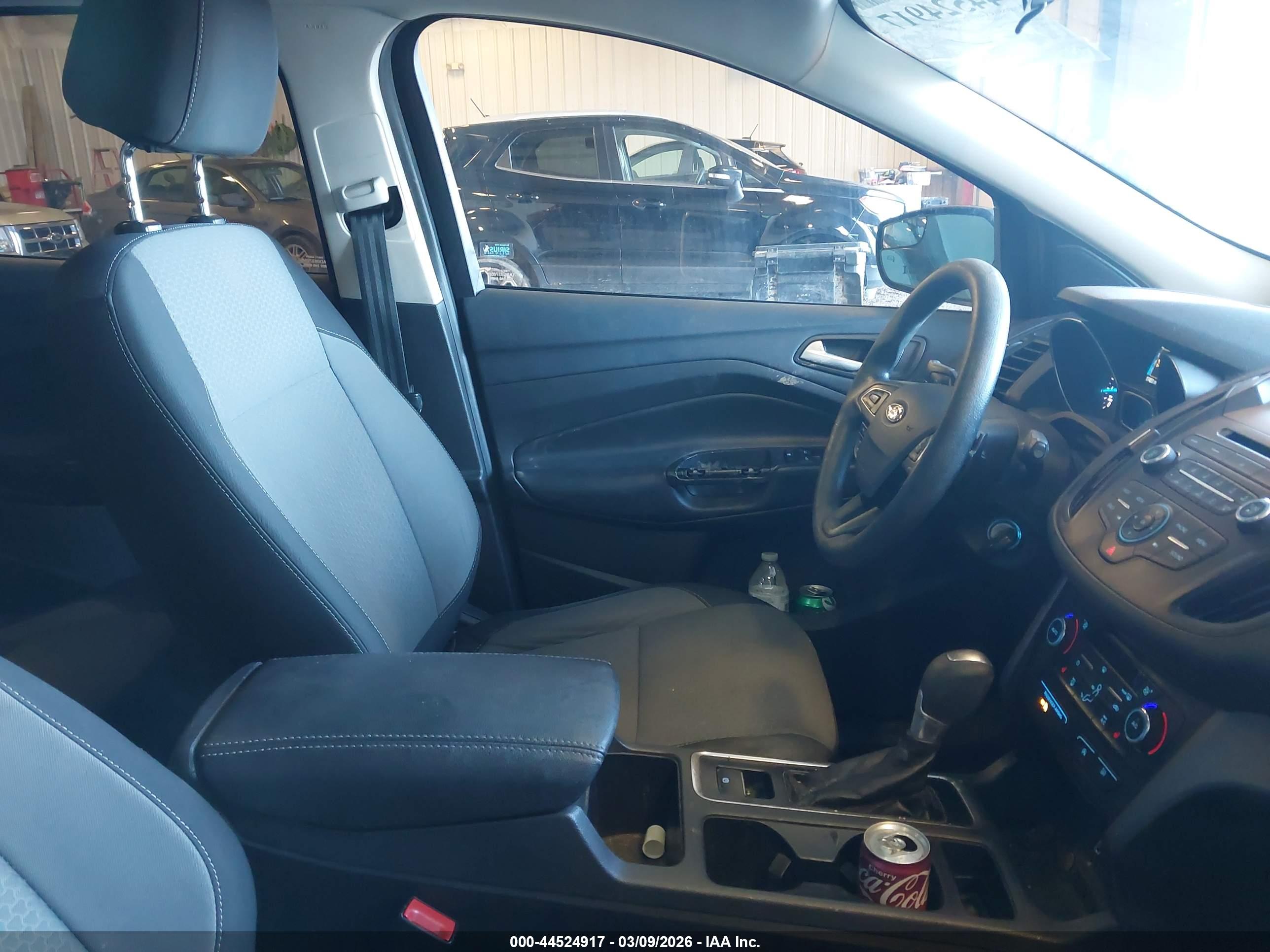 FORD ESCAPE image 5