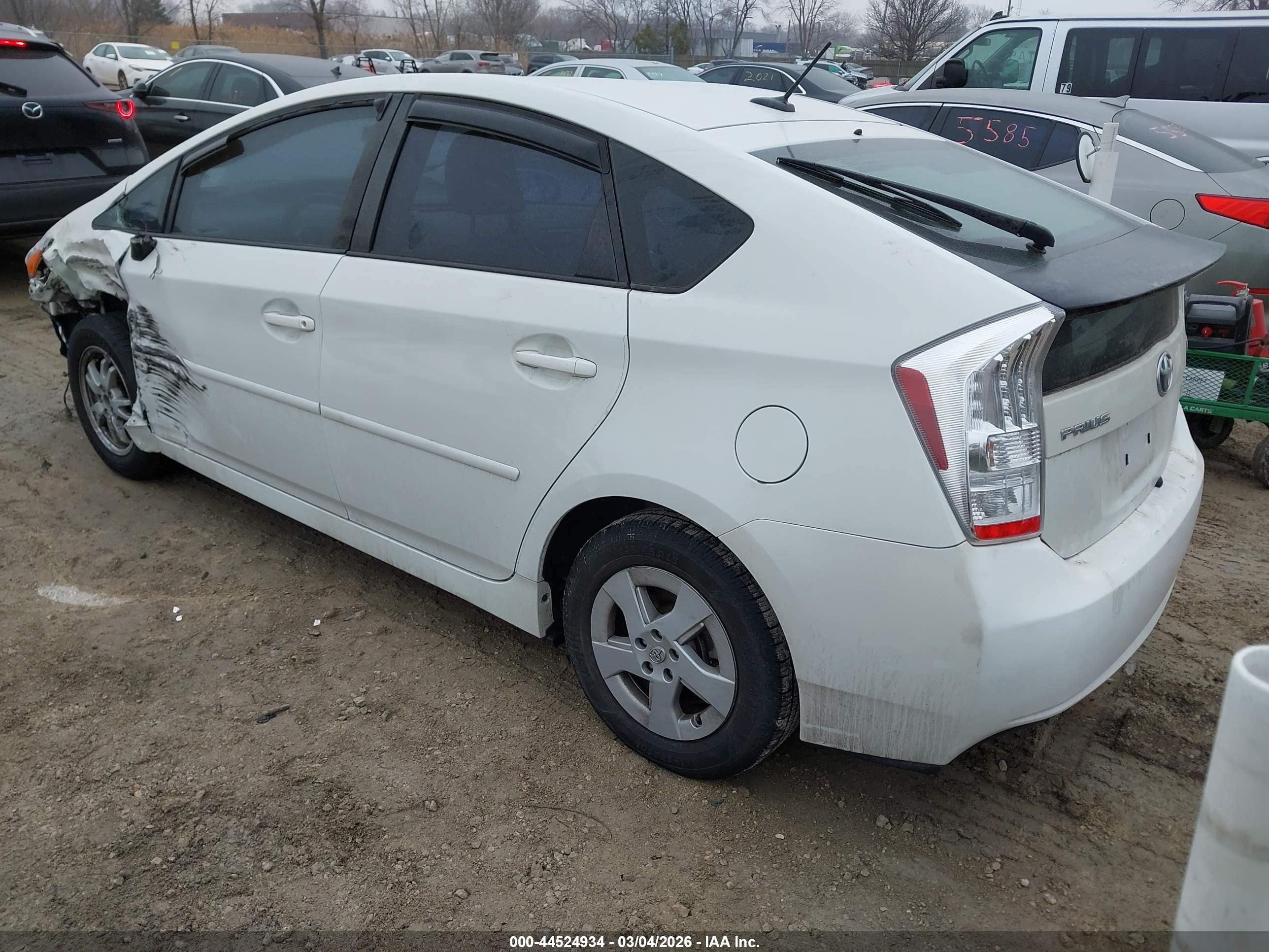 TOYOTA PRIUS image 3