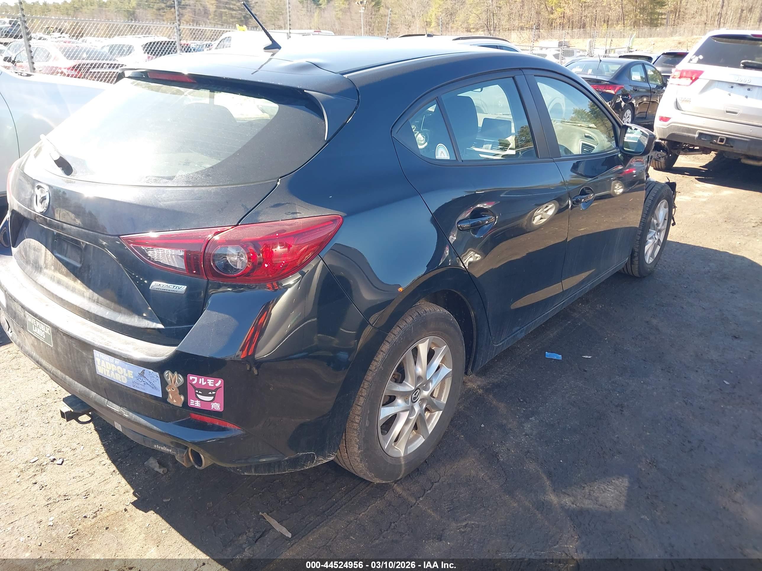 MAZDA MAZDA3 image 4