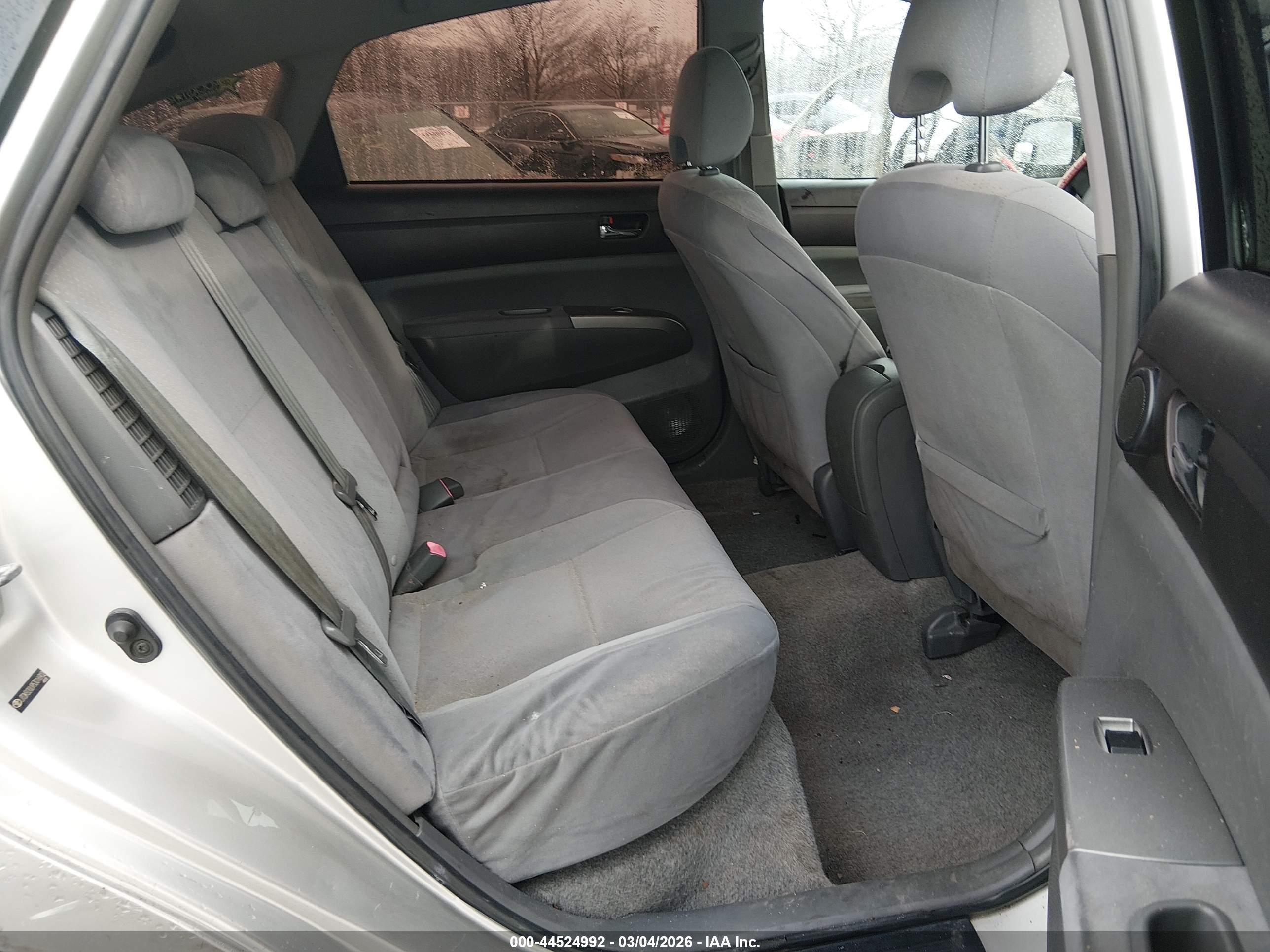 TOYOTA PRIUS image 8