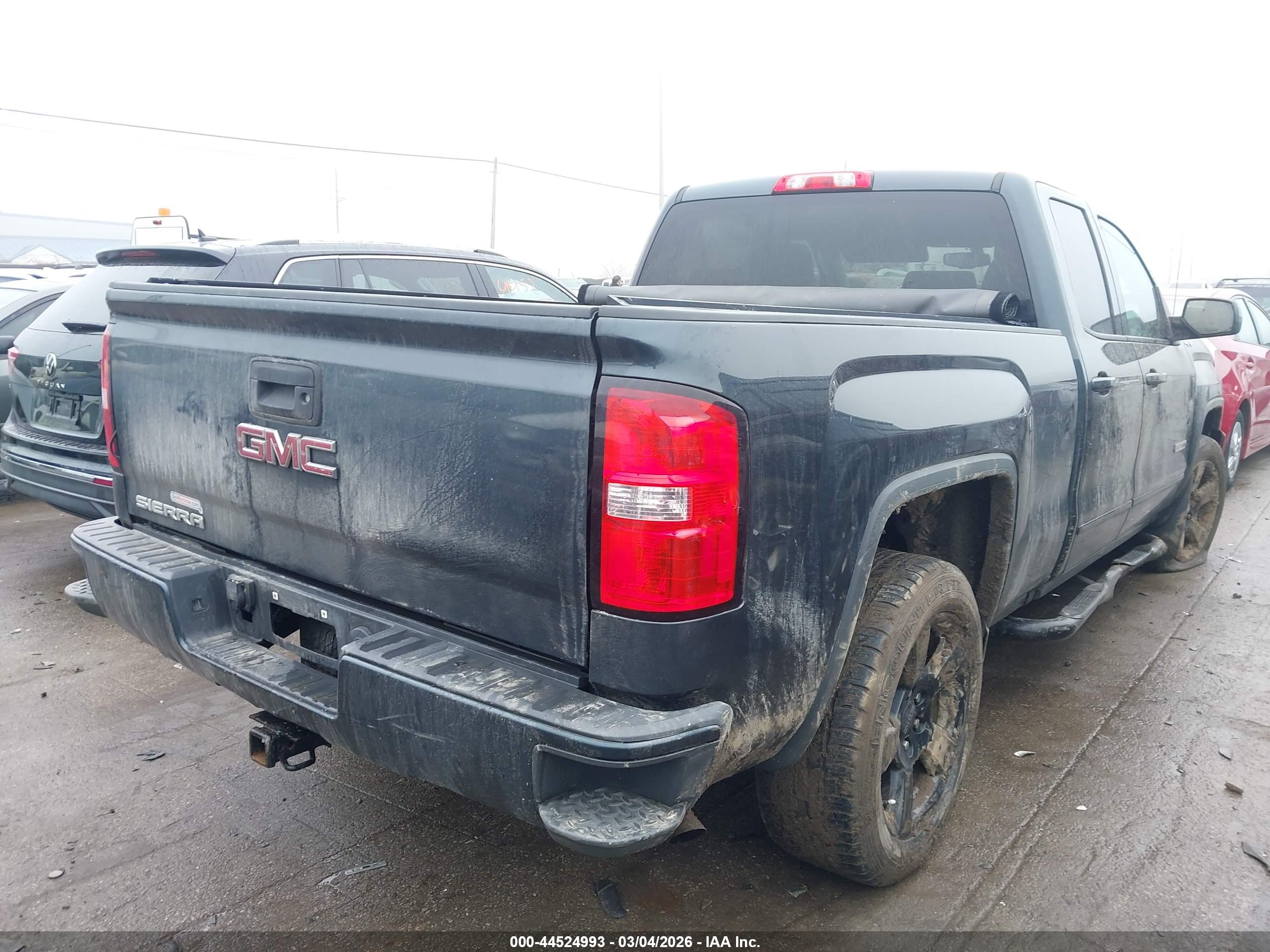 GMC SIERRA image 4