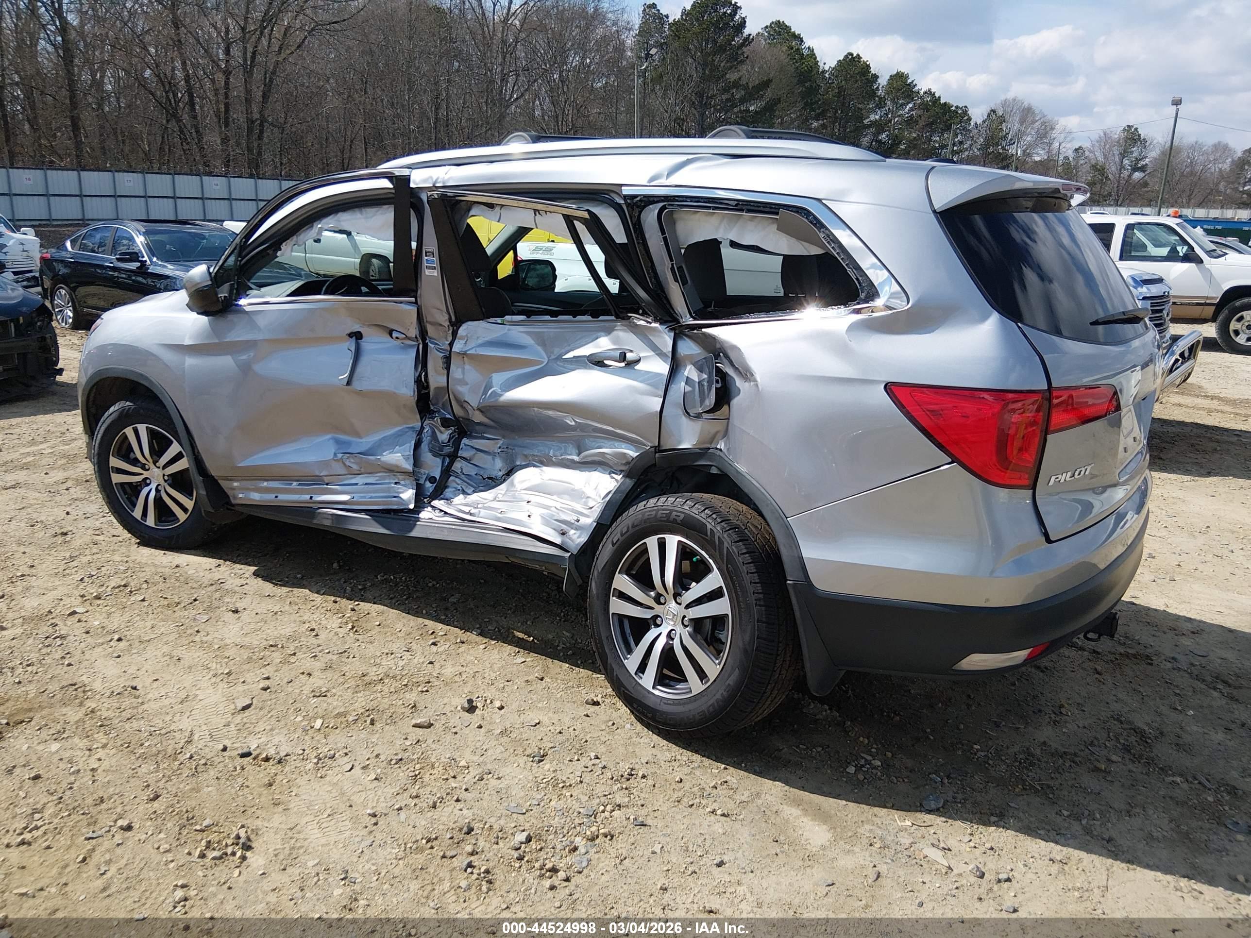 HONDA PILOT image 3