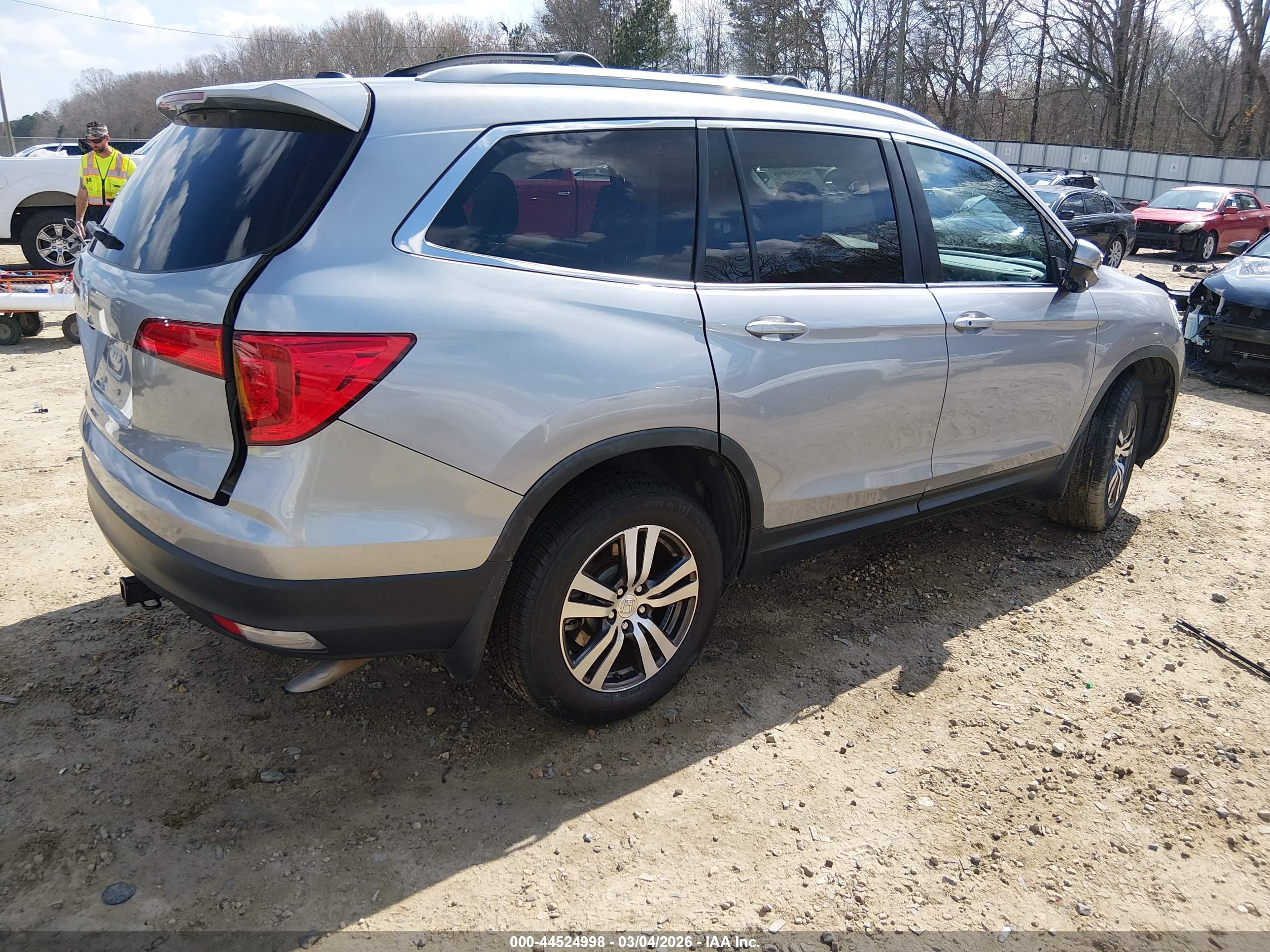 HONDA PILOT image 4