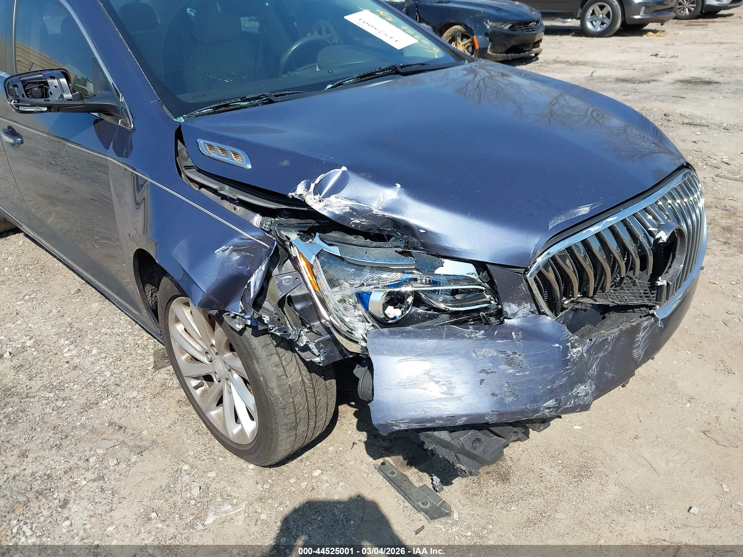 BUICK LACROSSE image 6