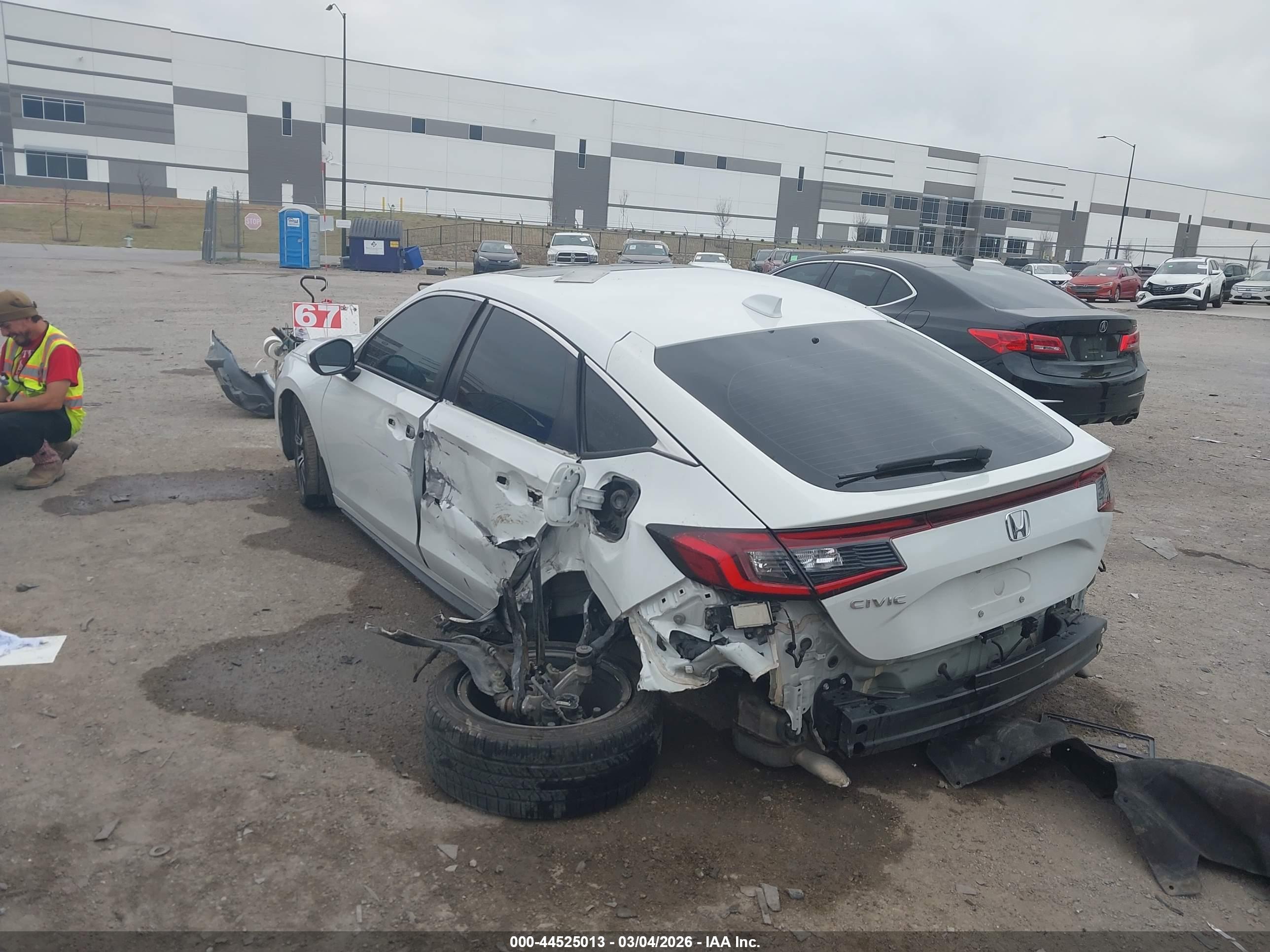 HONDA CIVIC image 3