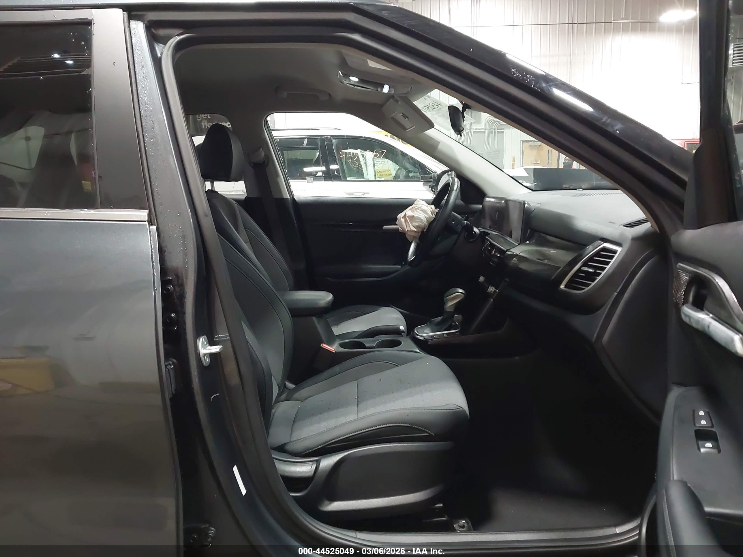 KIA SELTOS image 5