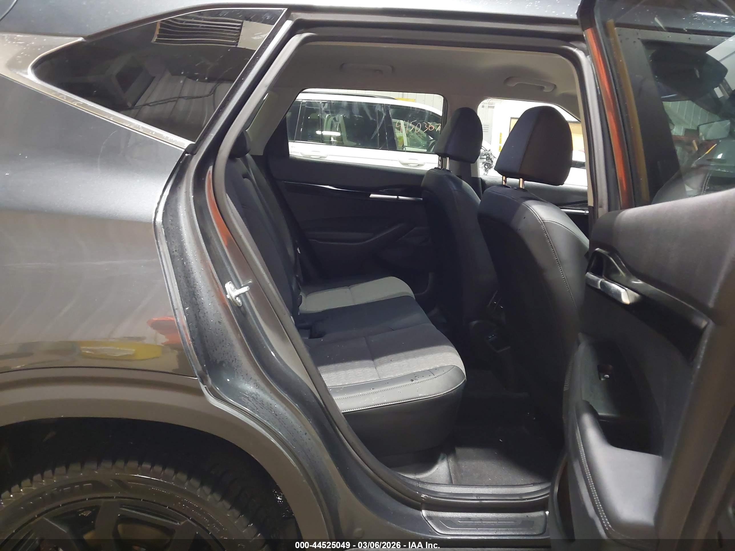 KIA SELTOS image 8