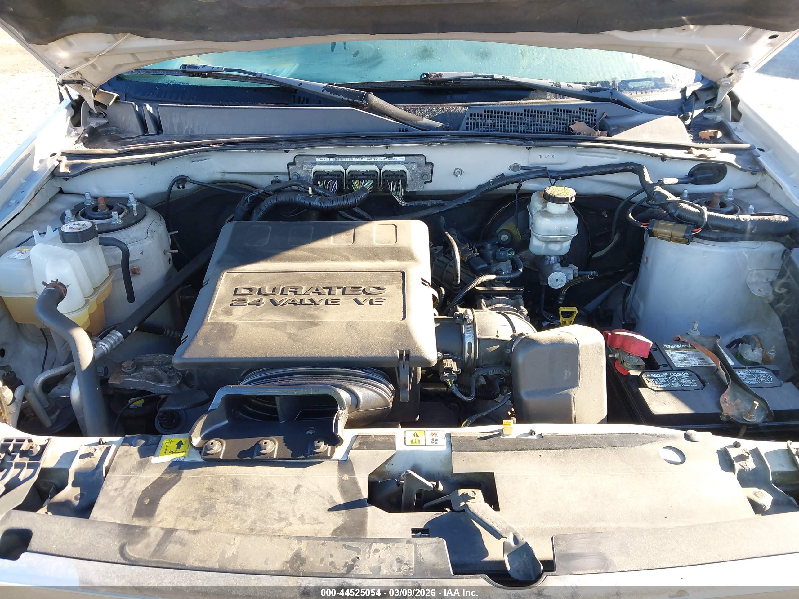 FORD ESCAPE image 10