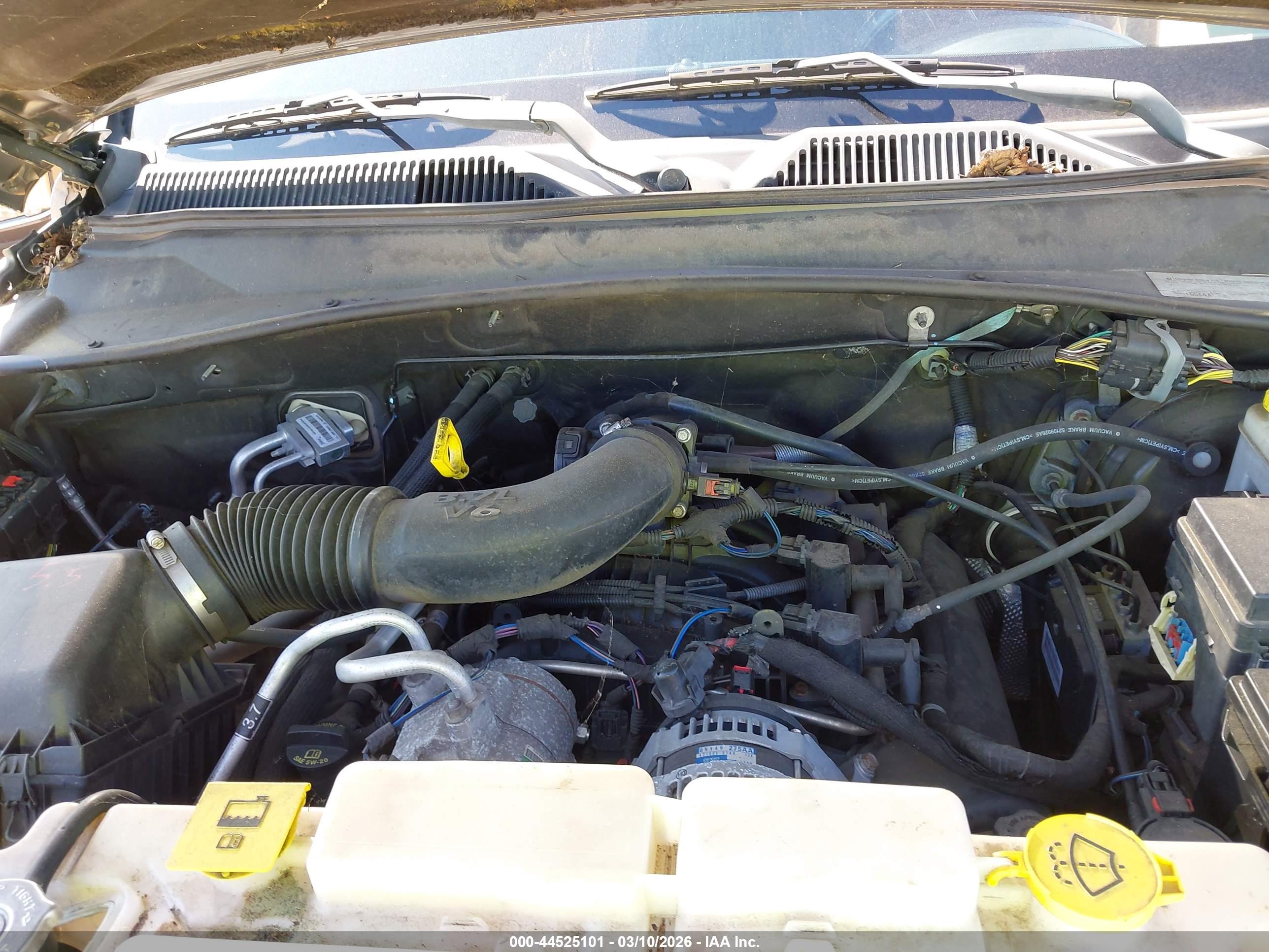 JEEP LIBERTY image 10
