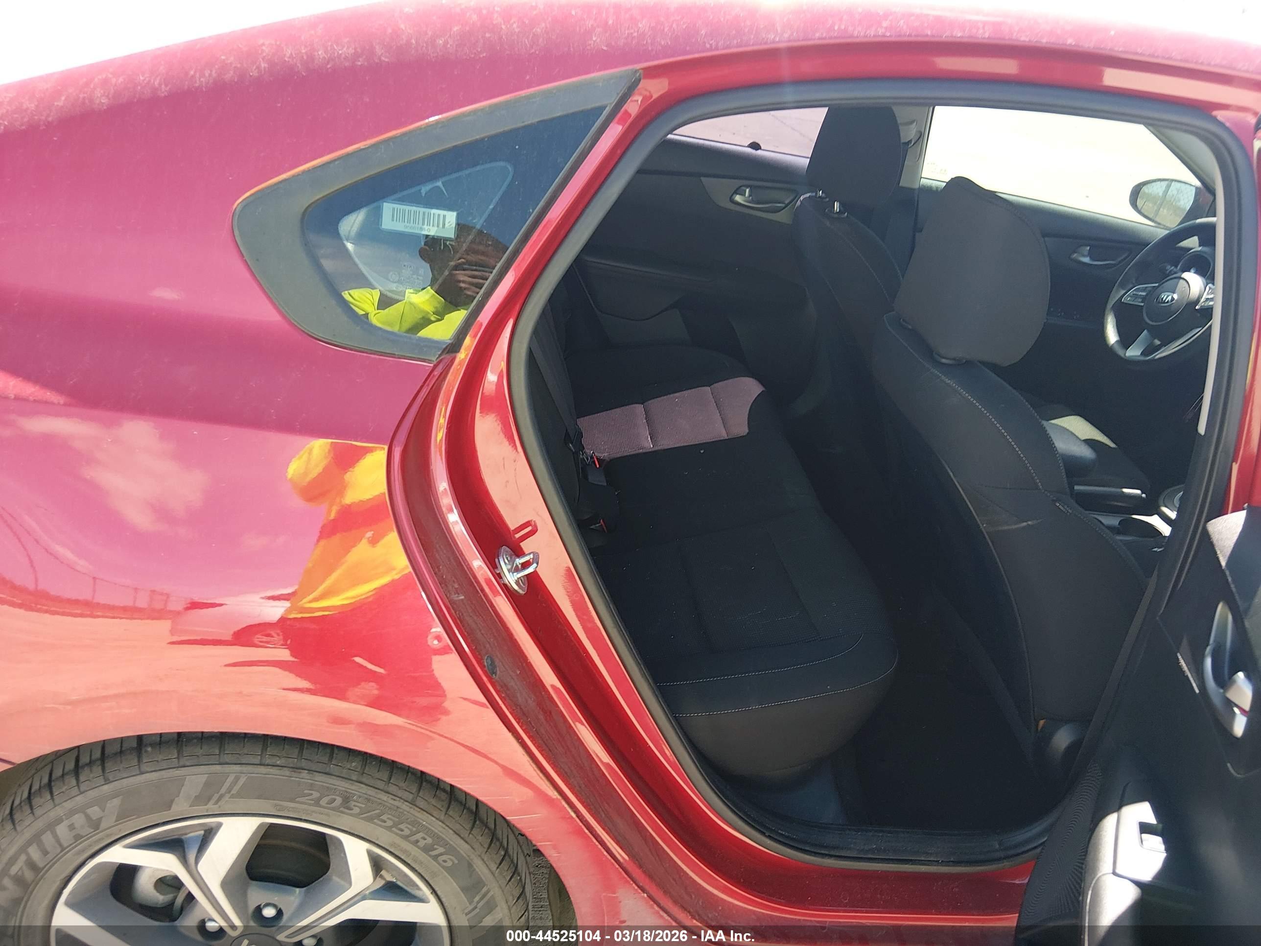 KIA FORTE image 8