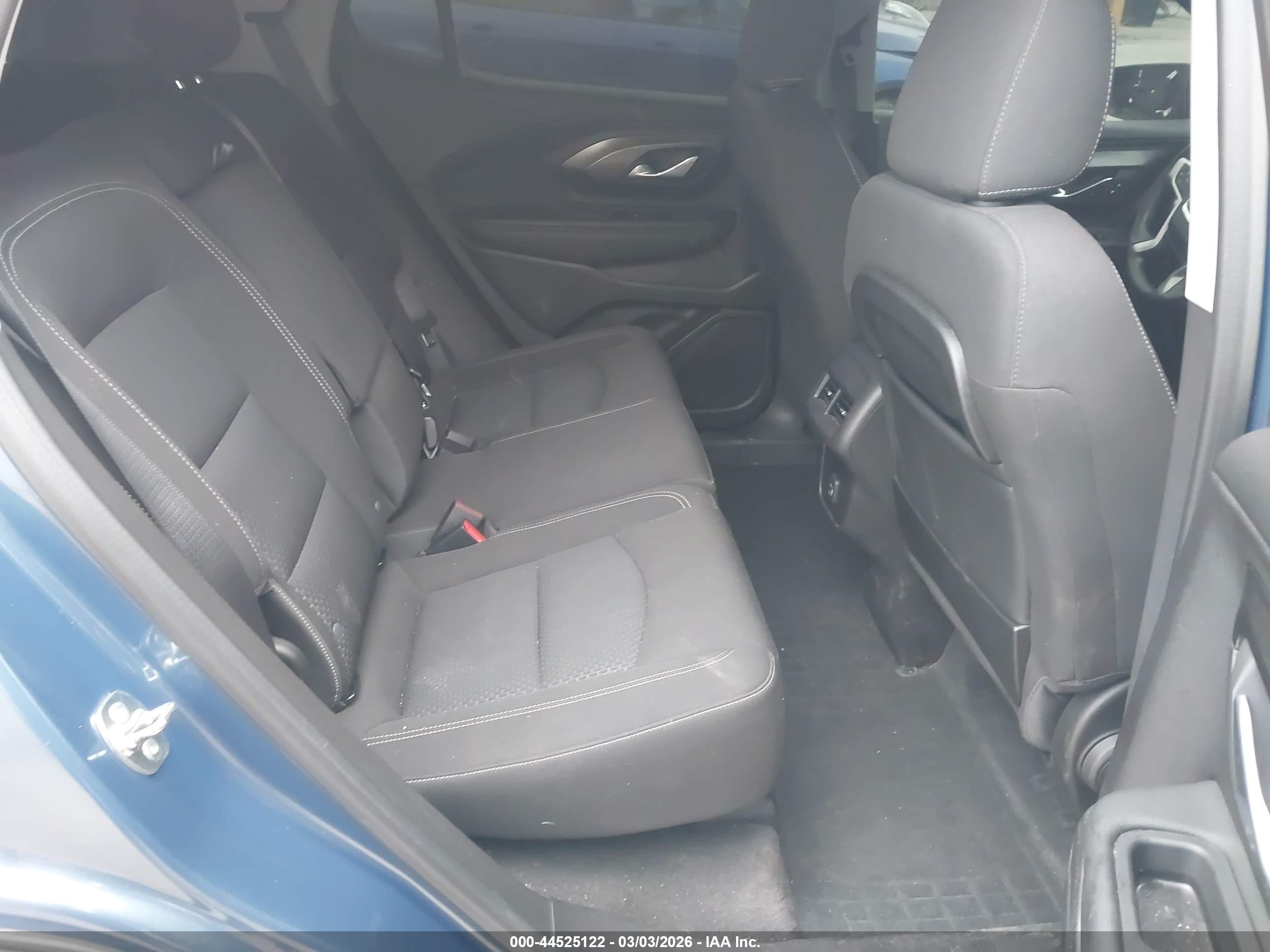 GMC TERRAIN image 8