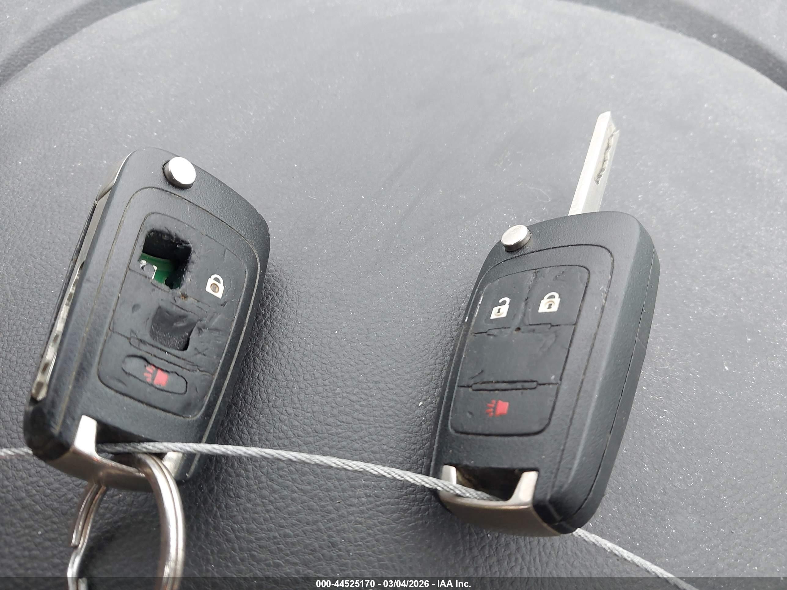 CHEVROLET EQUINOX image 11