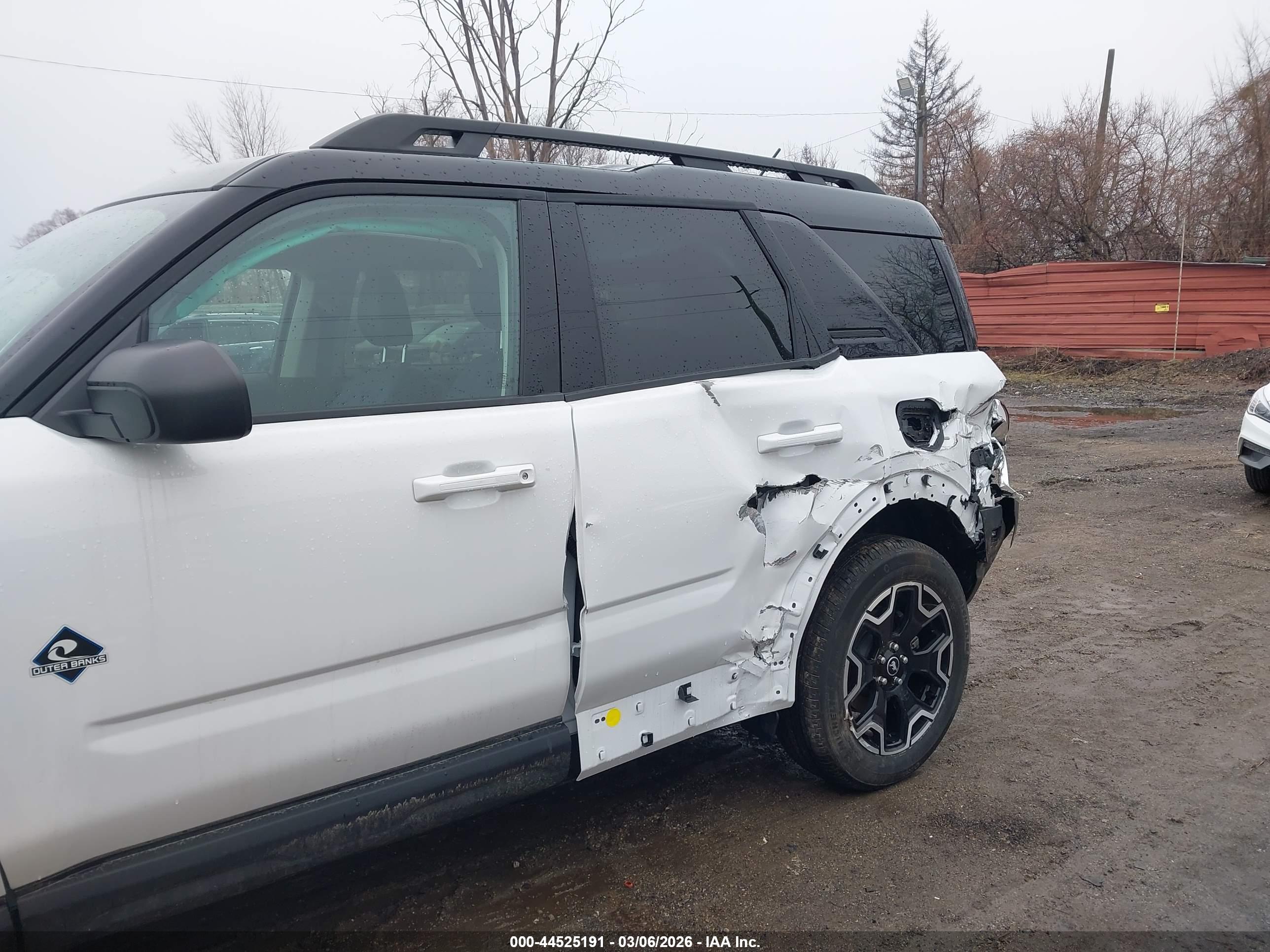 FORD BRONCO image 6