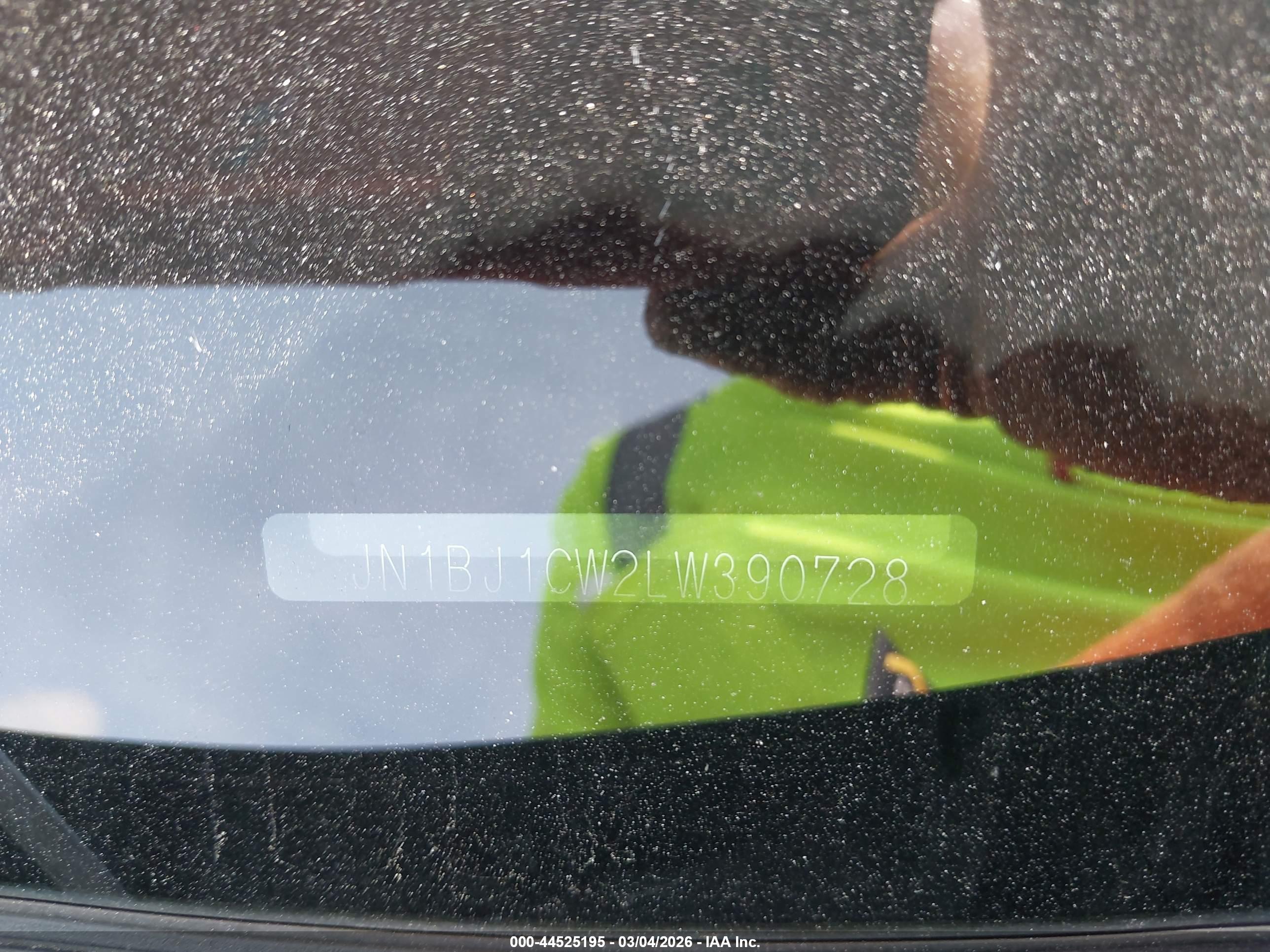 NISSAN ROGUE image 9