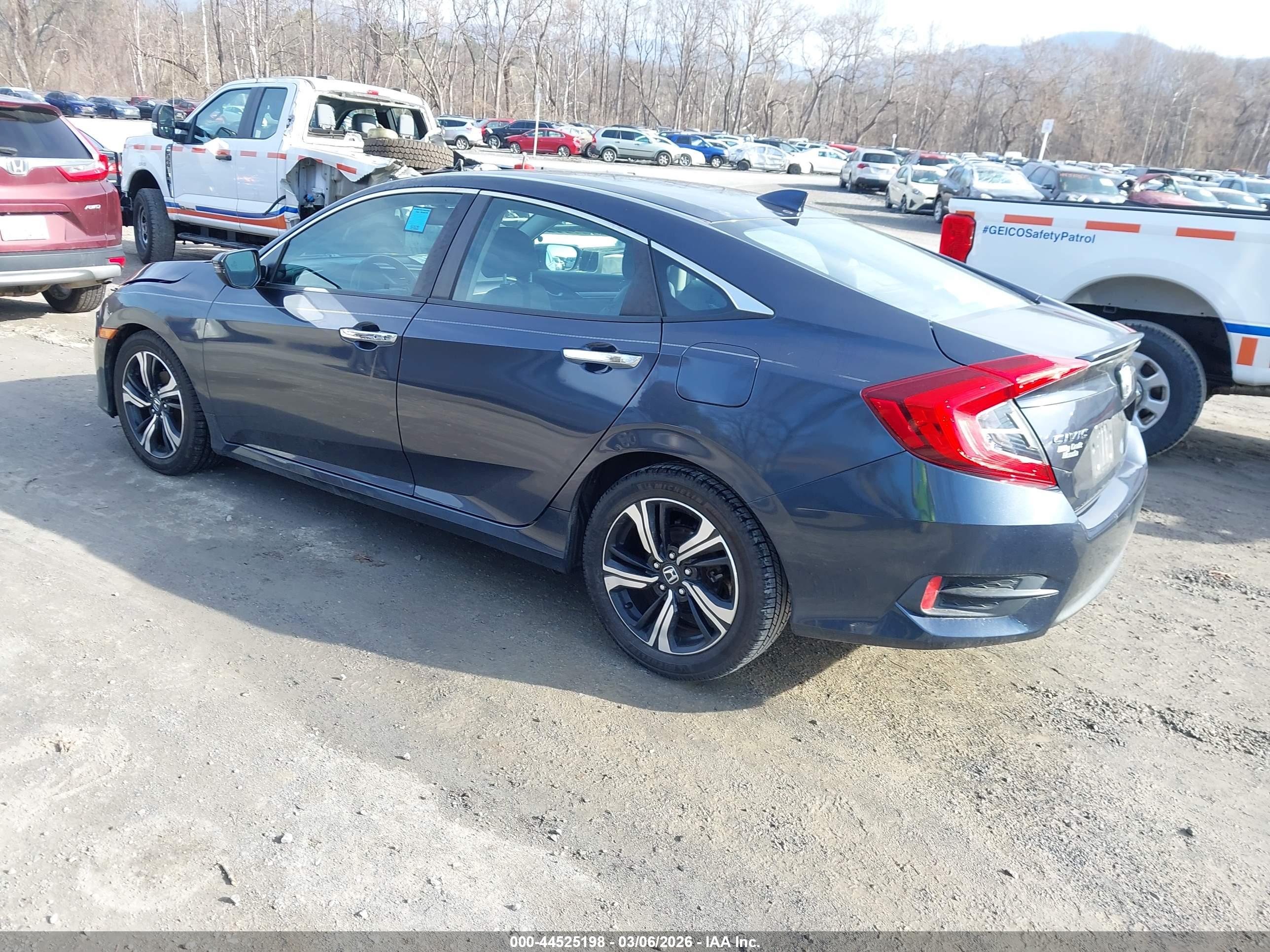 HONDA CIVIC image 3